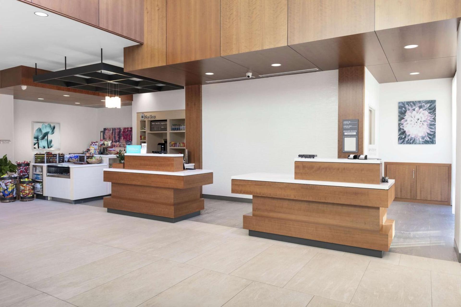 Hilton Garden Inn Denver/Thornton photo 2