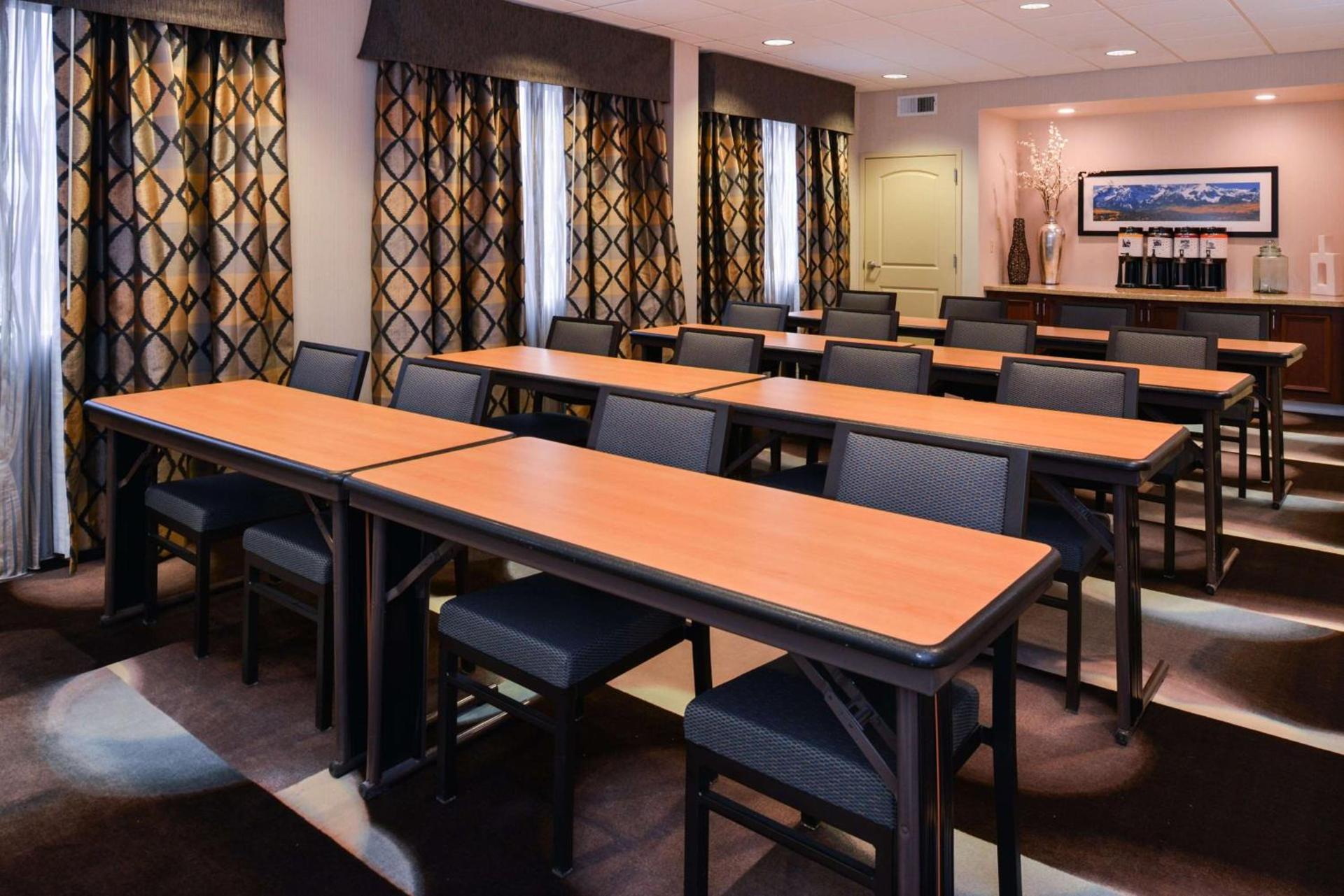 Hampton Inn & Suites Denver-Speer Boulevard photo 39