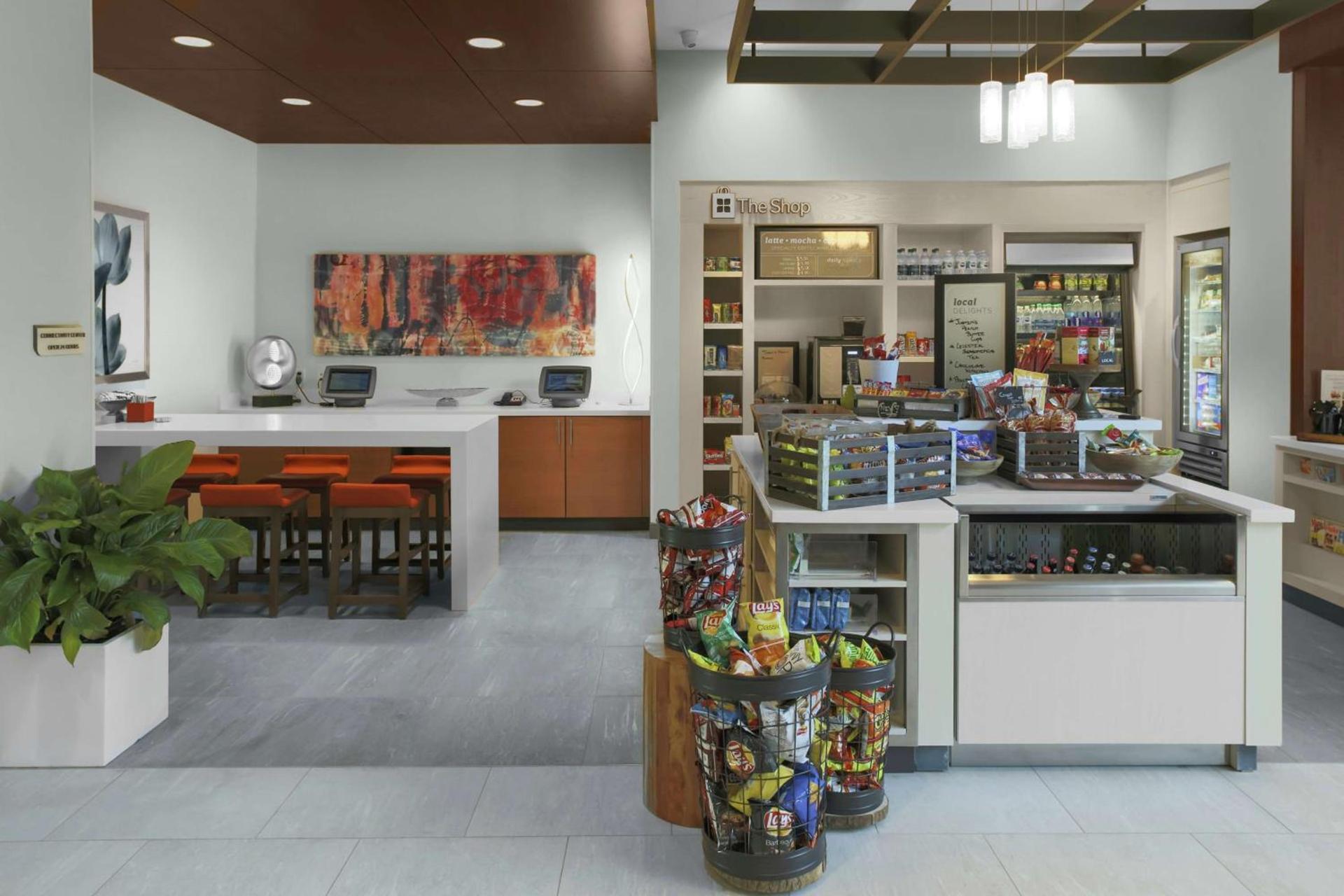 Hilton Garden Inn Denver/Thornton photo 6