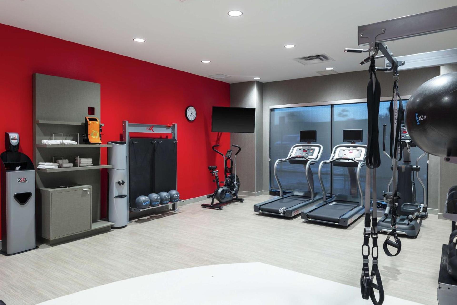 Hilton Garden Inn Denver/Thornton photo 12