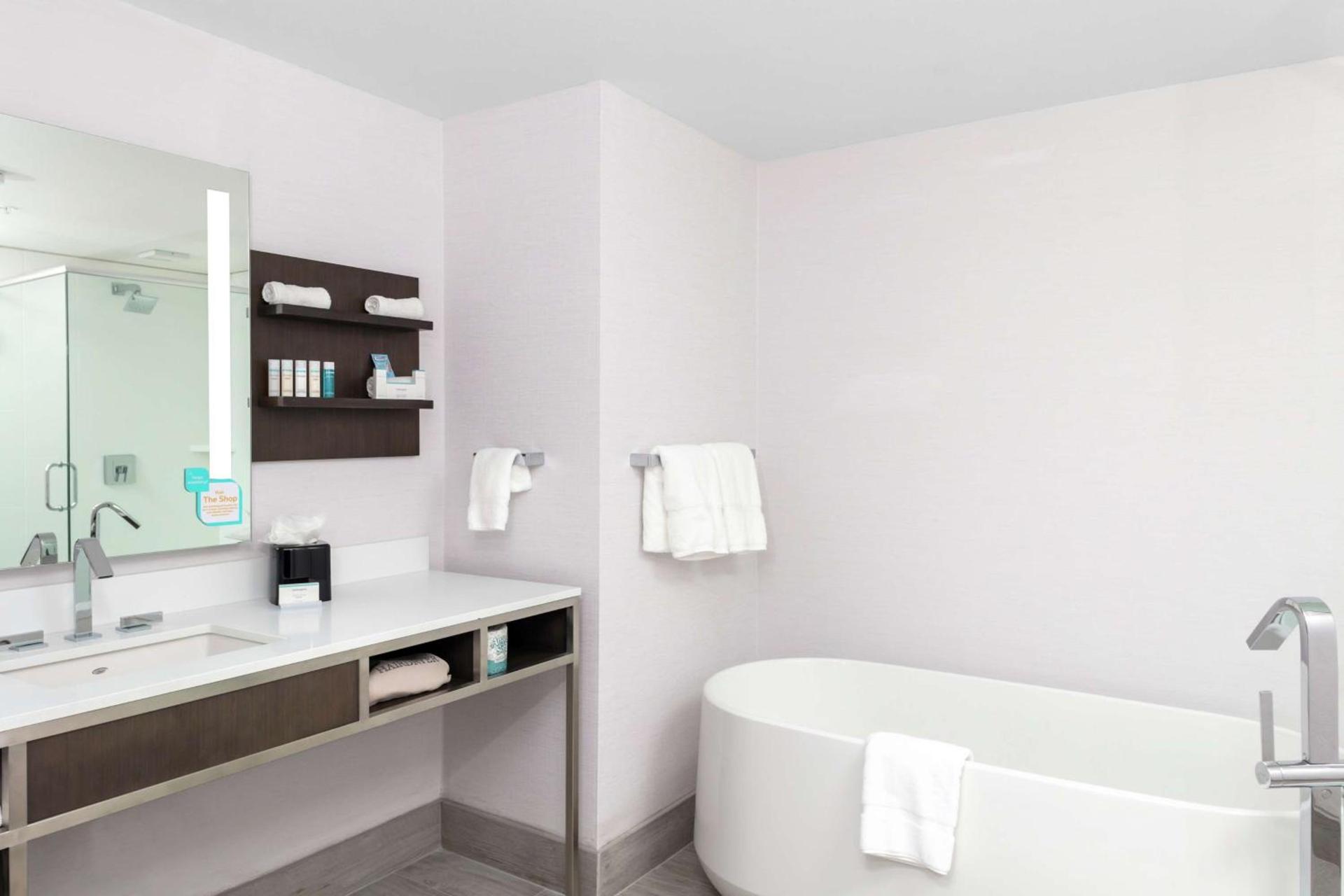 Hilton Garden Inn Denver/Thornton photo 22