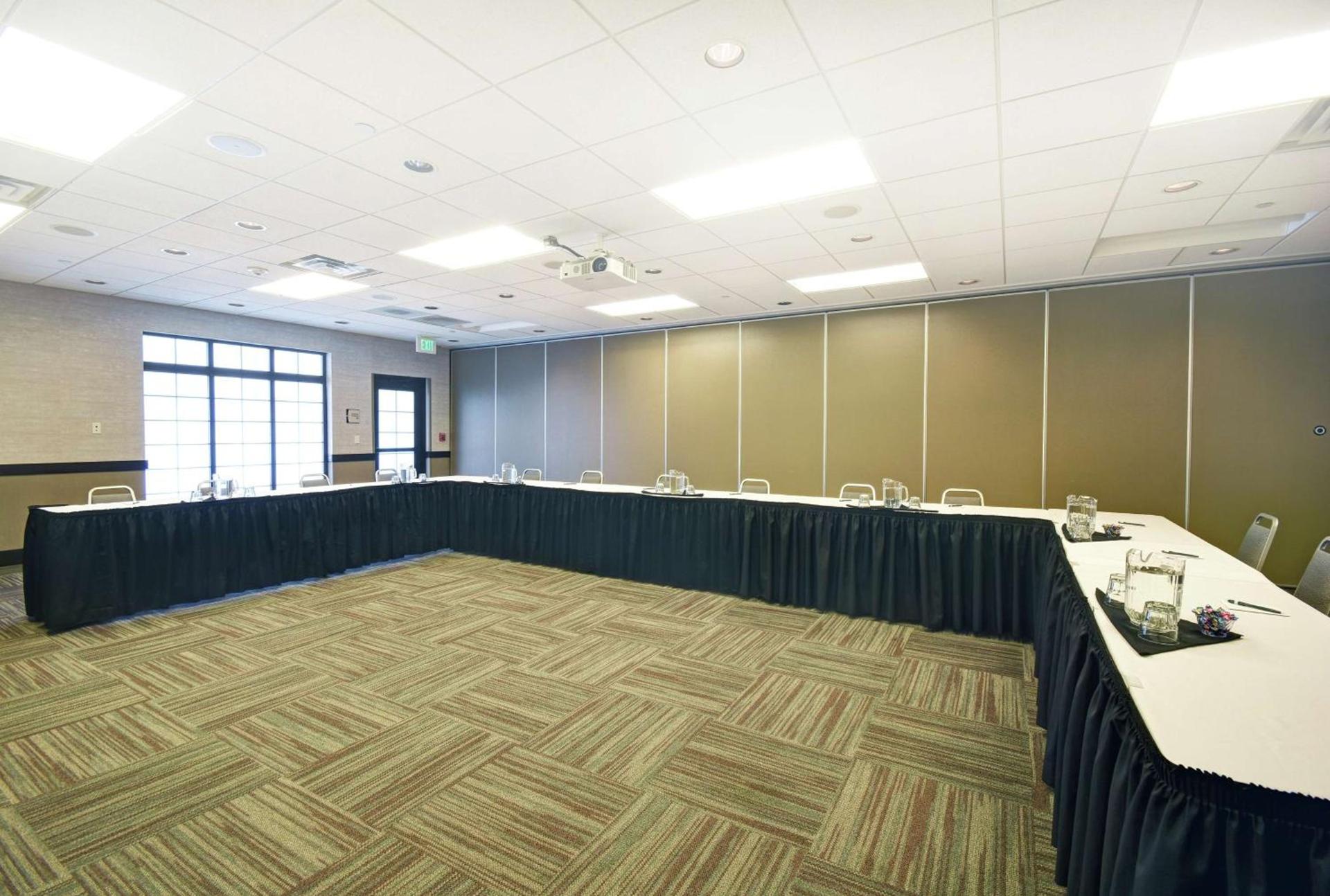 Homewood Suites by Hilton Denver International Airport photo 32