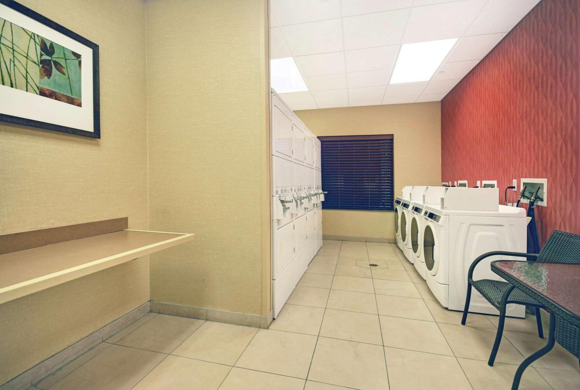 Homewood Suites by Hilton Denver International Airport photo 39