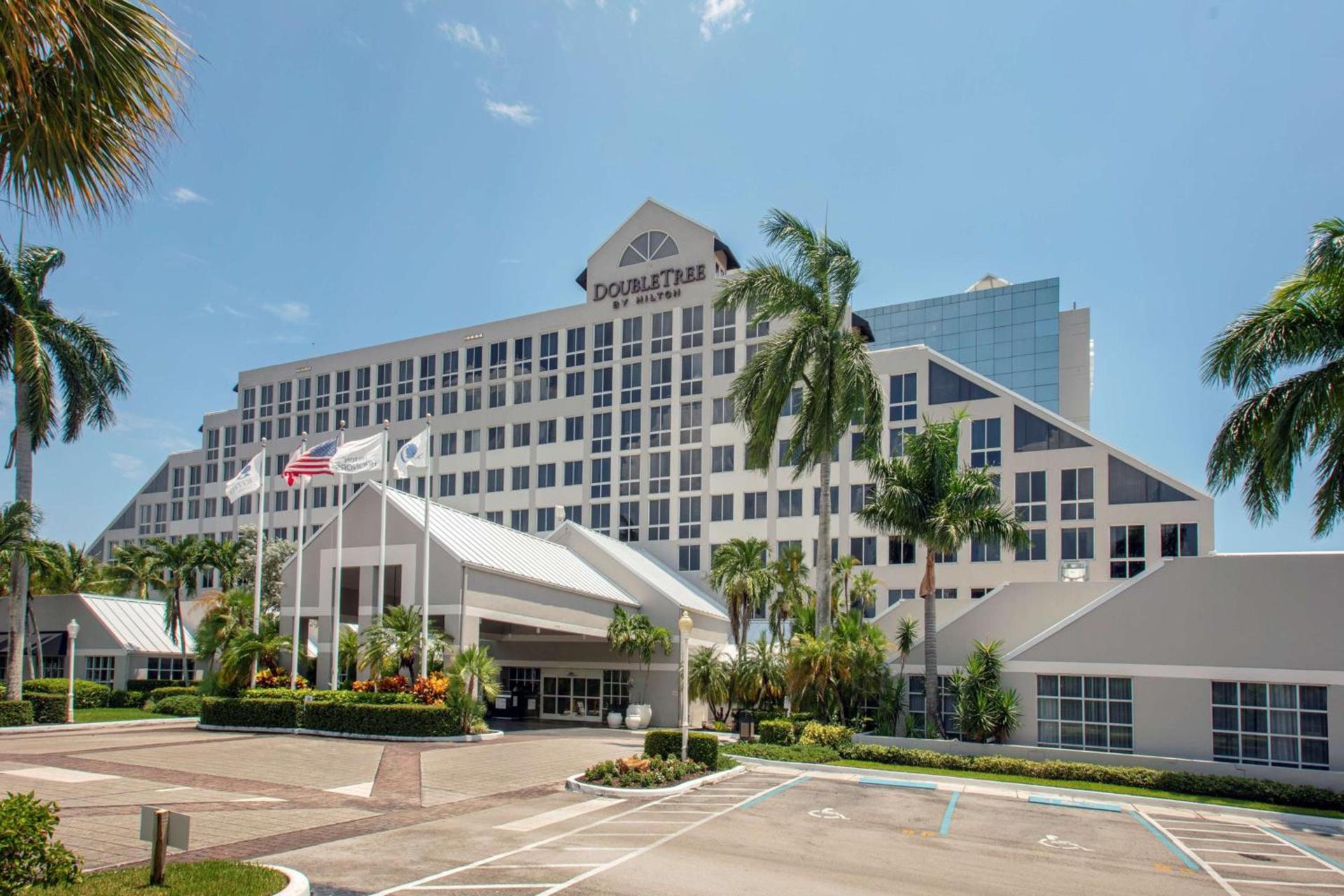 DoubleTree by Hilton Hotel Deerfield Beach Boca Raton photo 2