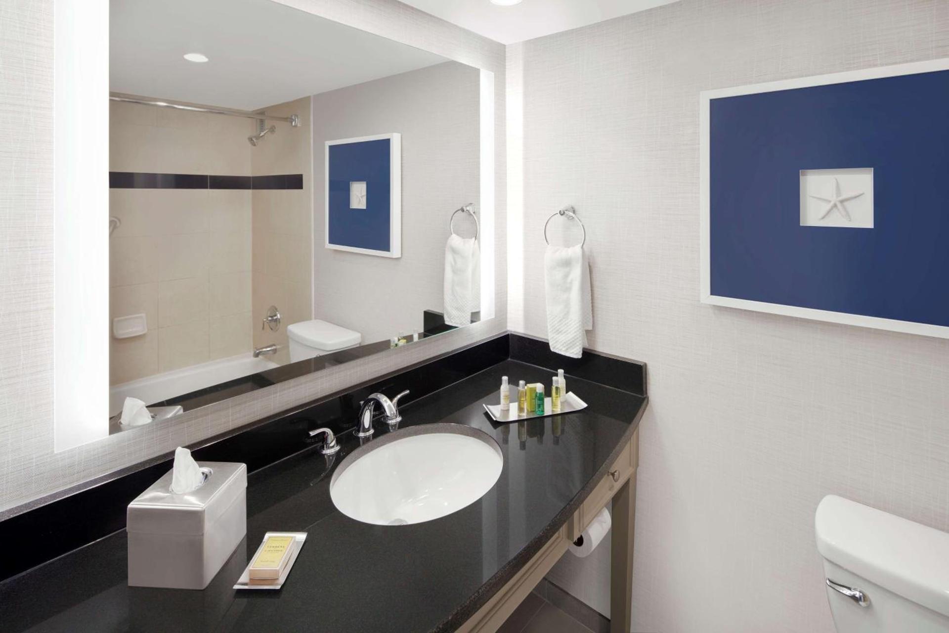 DoubleTree by Hilton Hotel Deerfield Beach Boca Raton photo 16