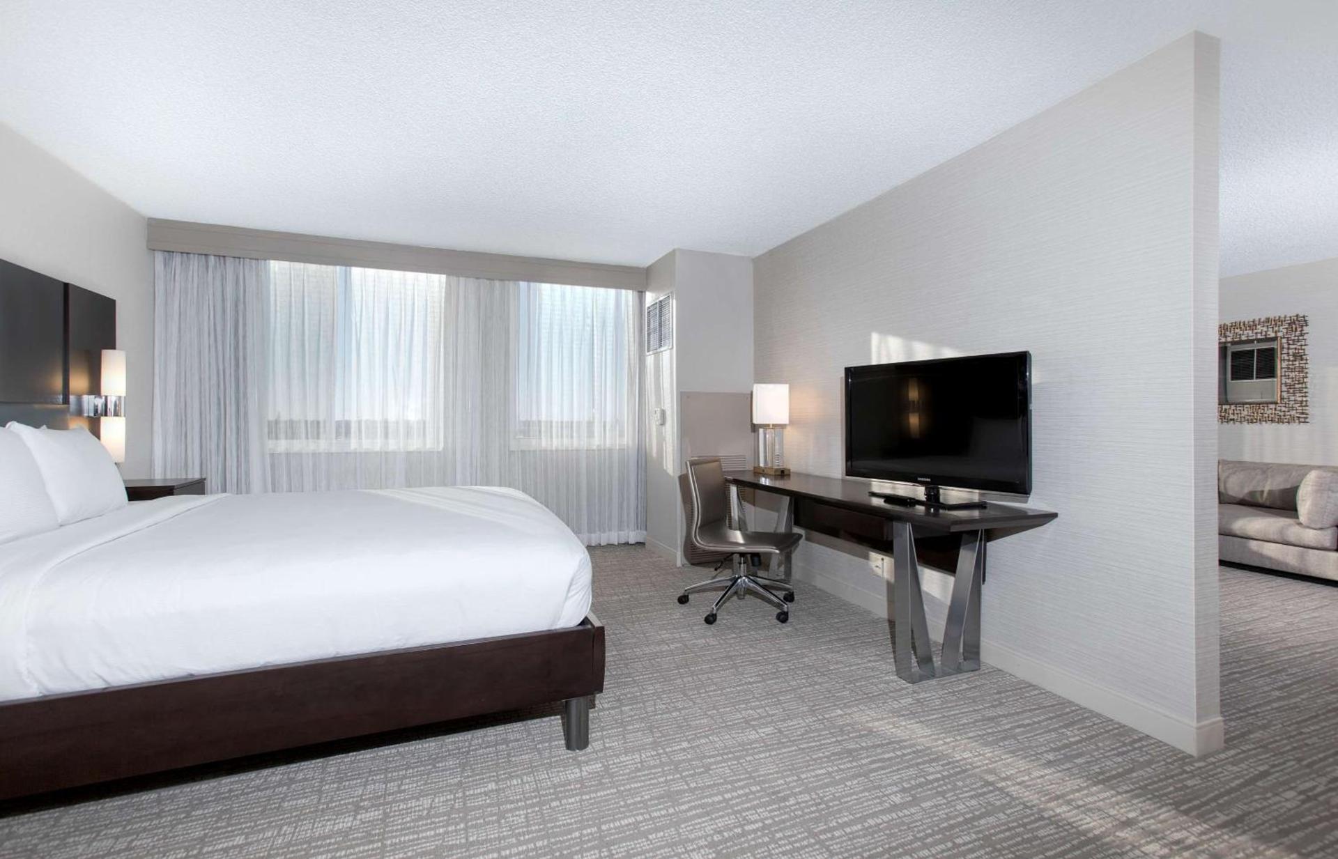 DoubleTree by Hilton Hotel Deerfield Beach Boca Raton photo 38