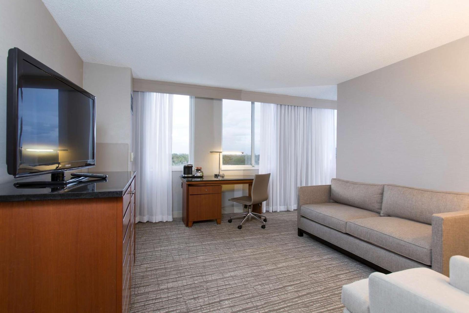 DoubleTree by Hilton Hotel Deerfield Beach Boca Raton photo 45