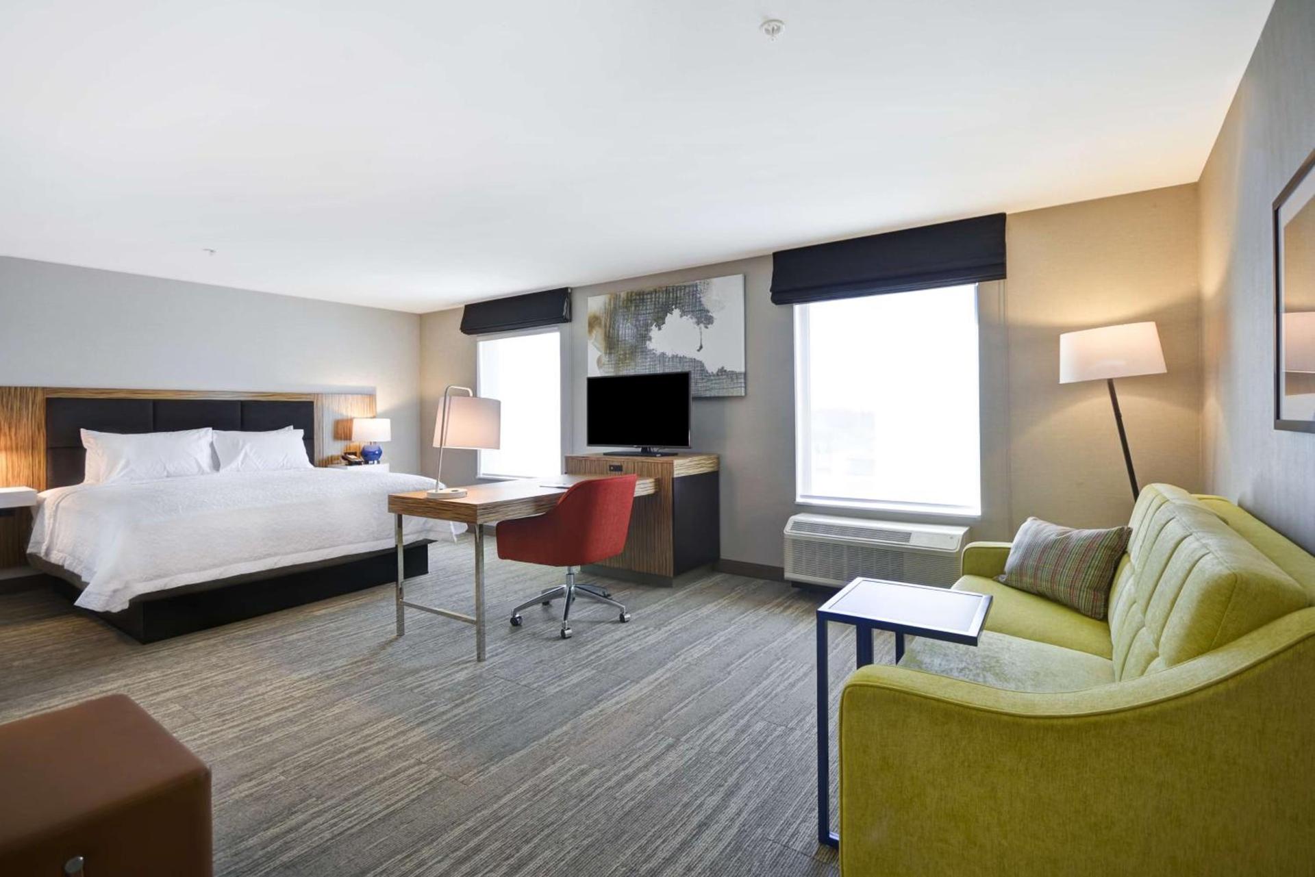 Hampton Inn & Suites Detroit/Warren photo 27