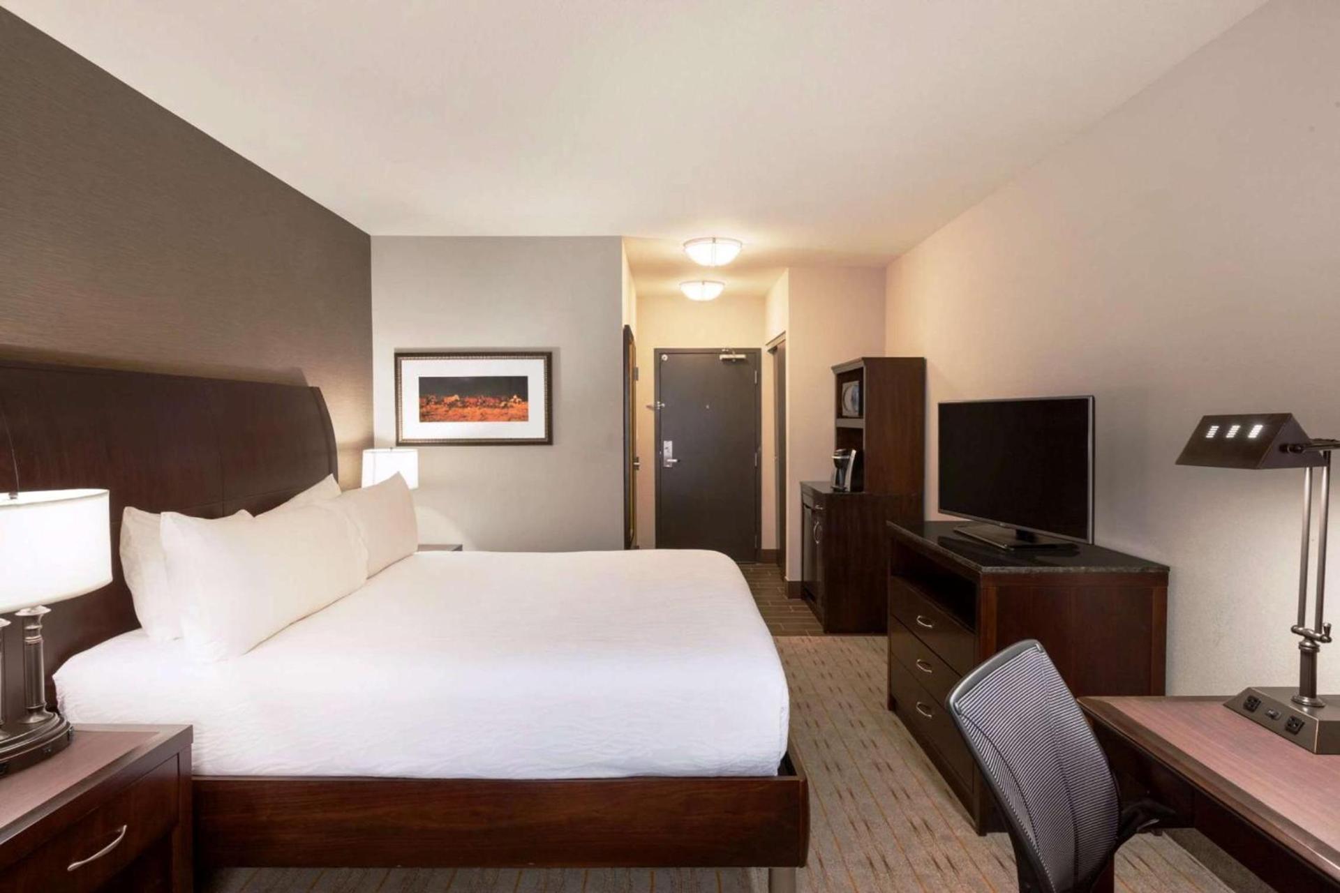 Hilton Garden Inn Denison/Sherman/At Texoma Event Center photo 21
