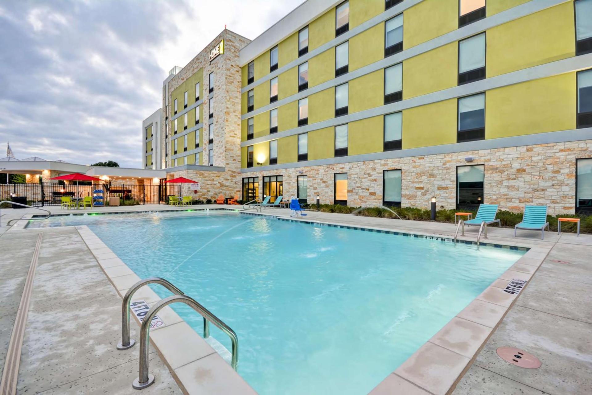 Home2 Suites By Hilton Dallas Addison photo 10
