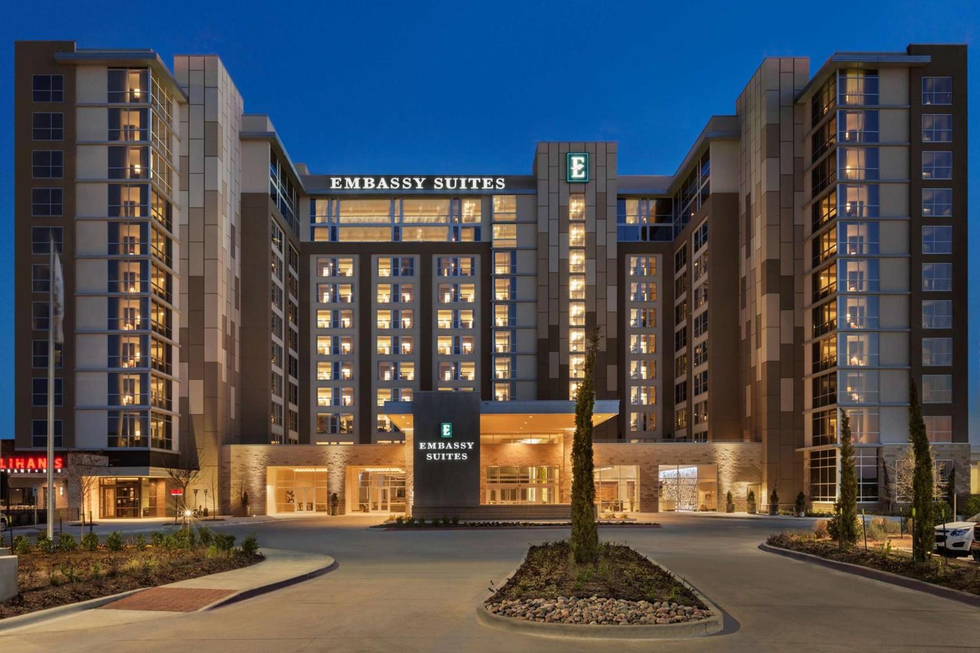 Embassy Suites By Hilton Denton Convention Center photo 4