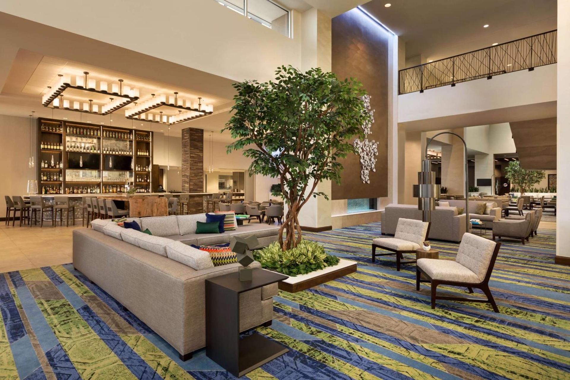 Embassy Suites By Hilton Denton Convention Center photo 10