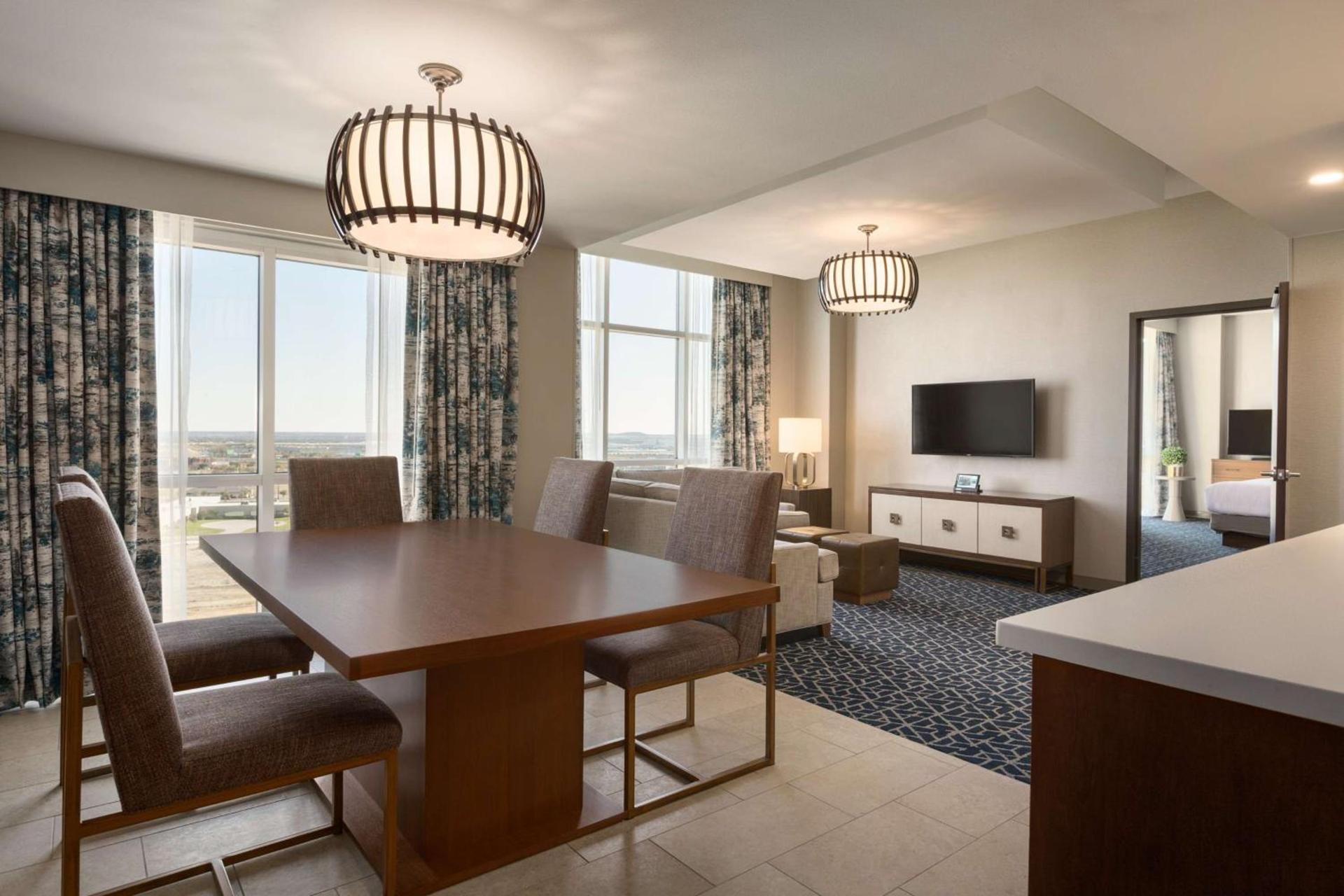 Embassy Suites By Hilton Denton Convention Center photo 28