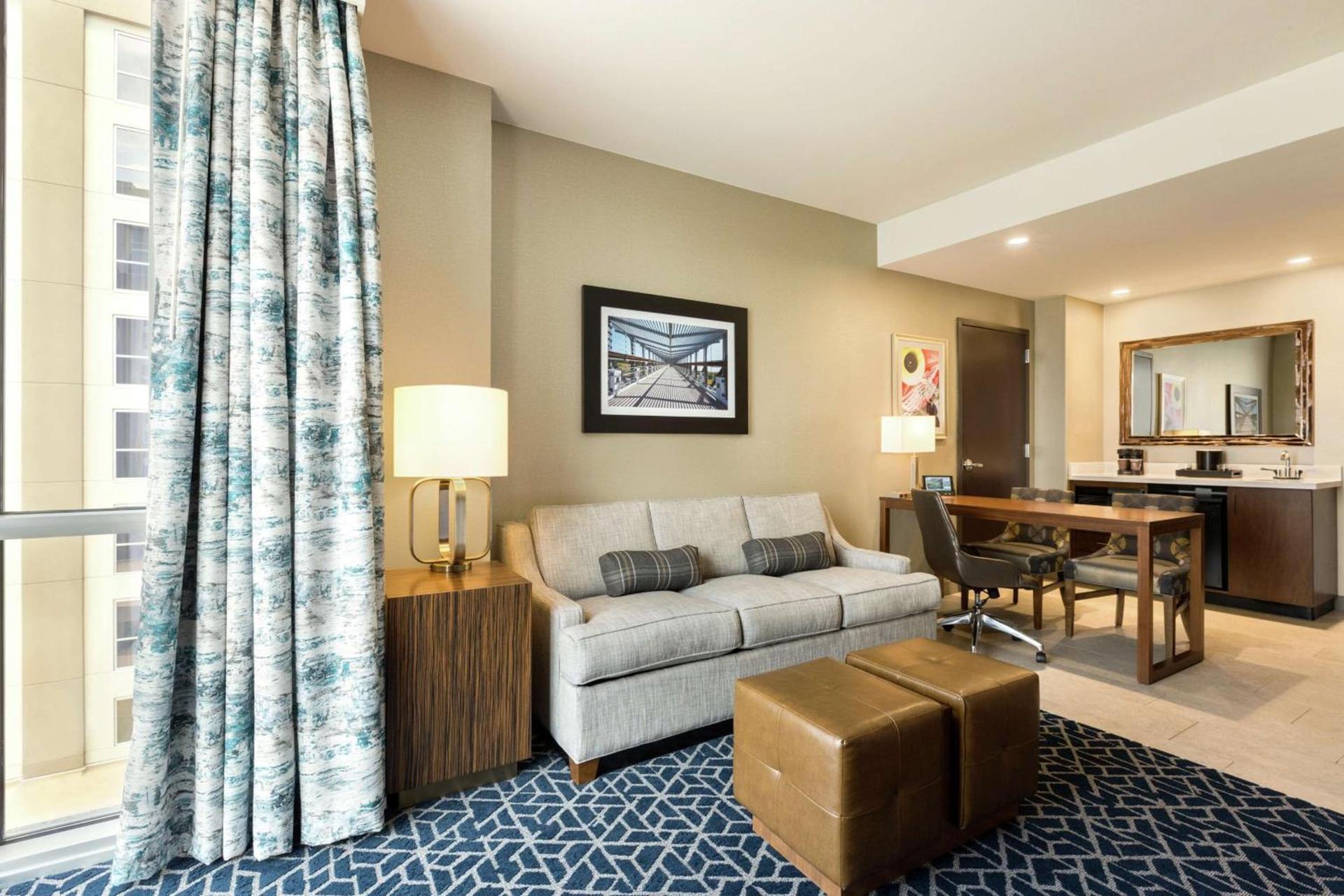 Embassy Suites By Hilton Denton Convention Center photo 36