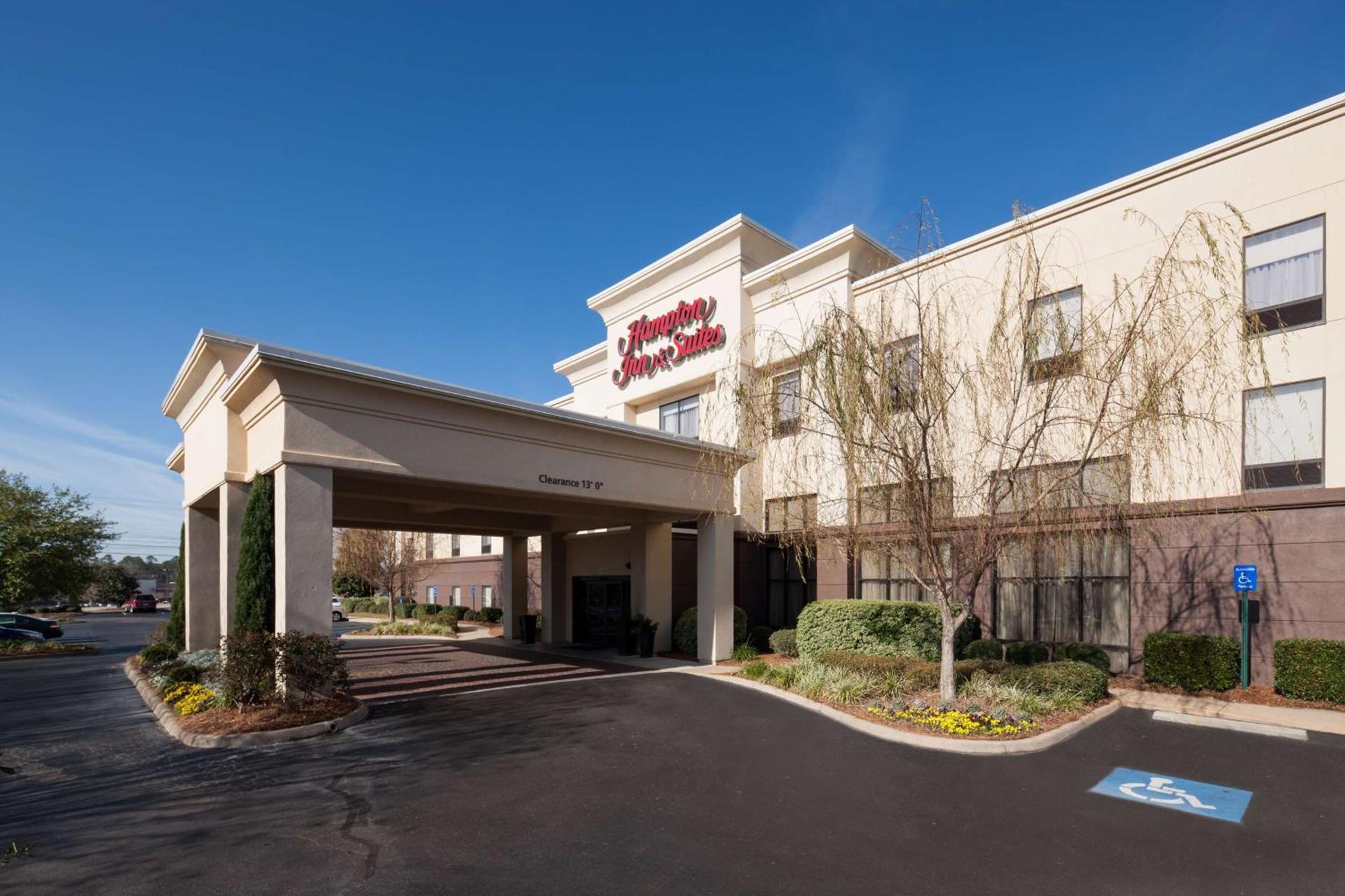 Hampton Inn & Suites Dothan photo 2