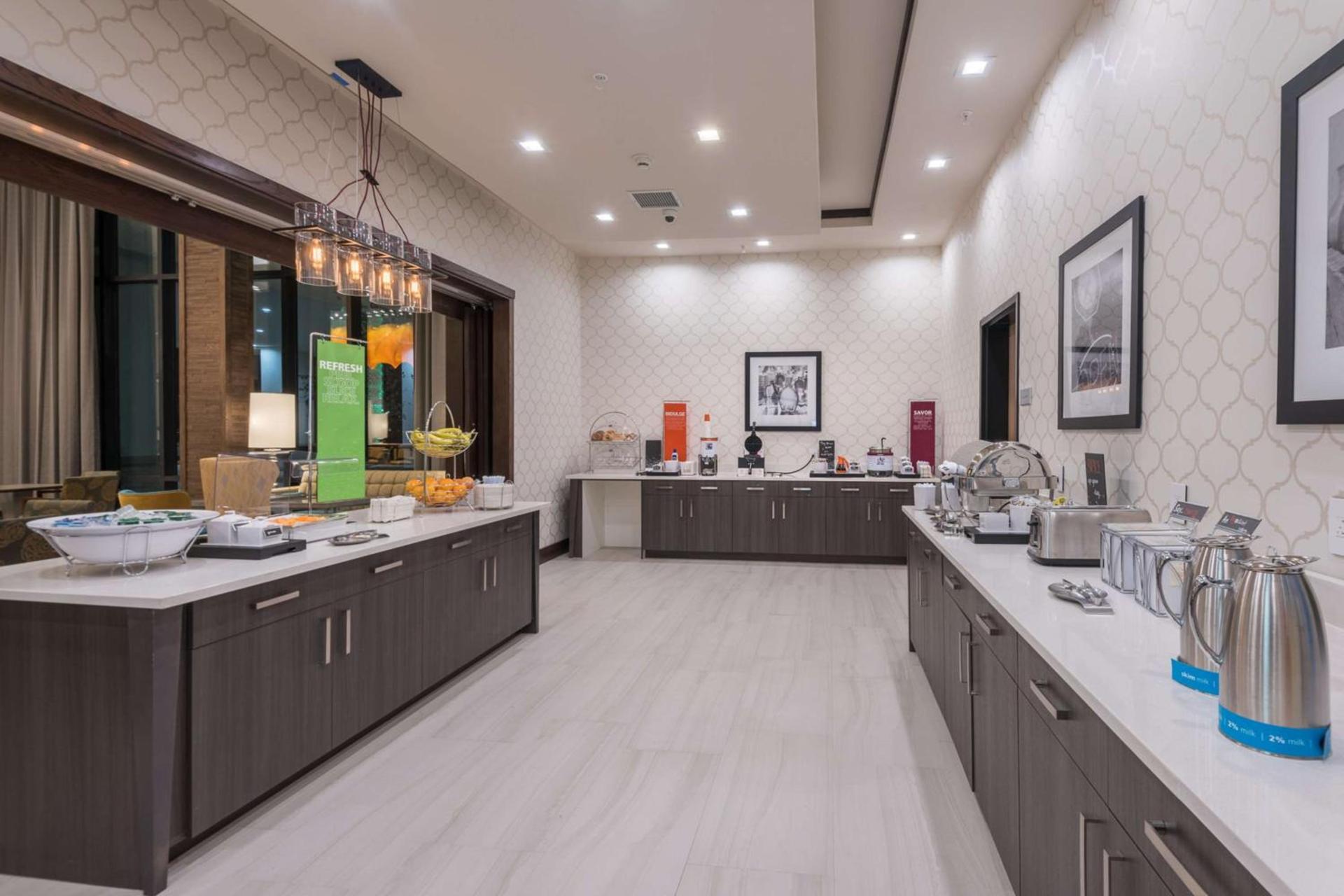 Hampton Inn & Suites Dallas-The Colony photo 14