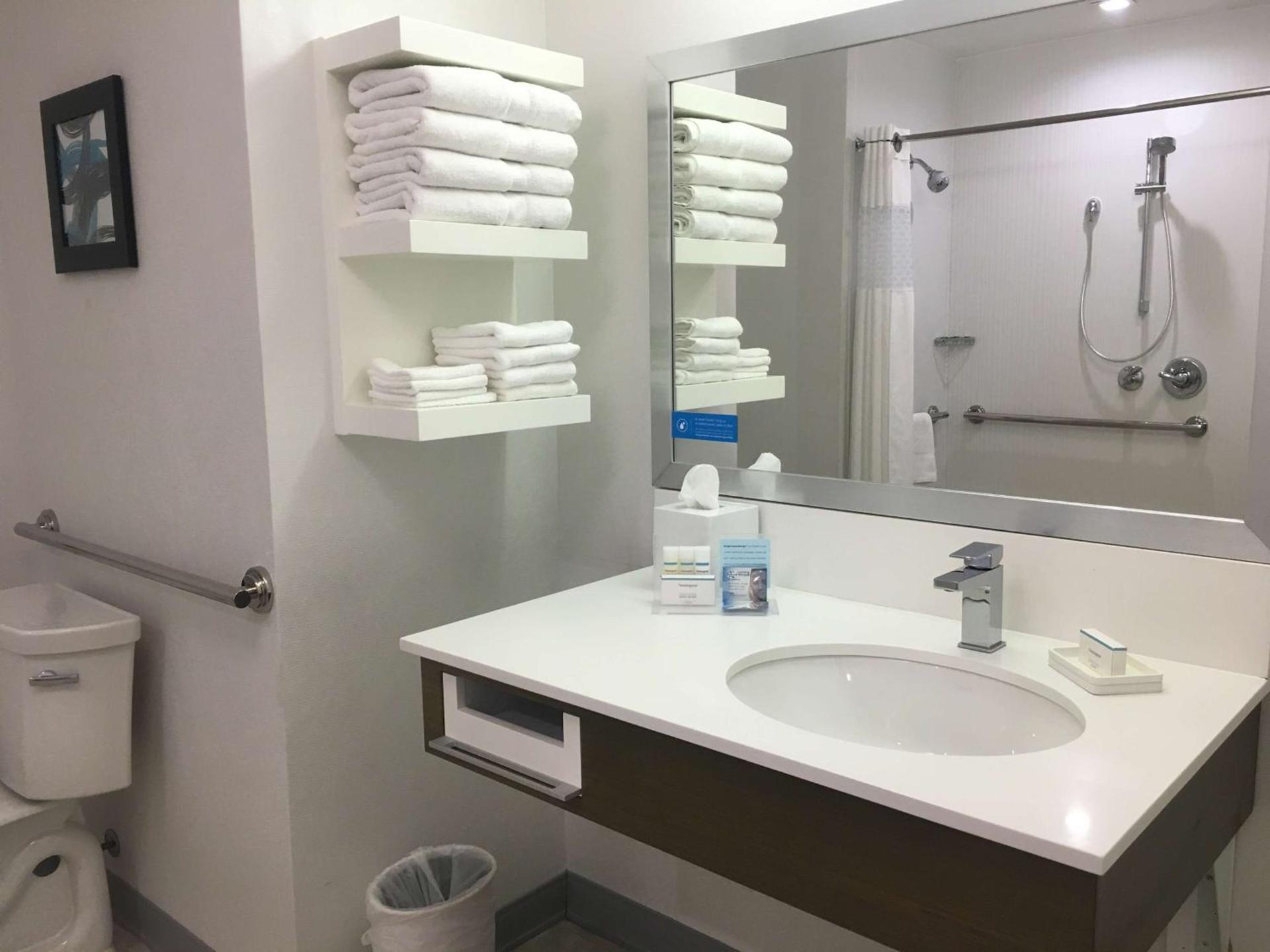 Hampton Inn & Suites Dallas-The Colony photo 18