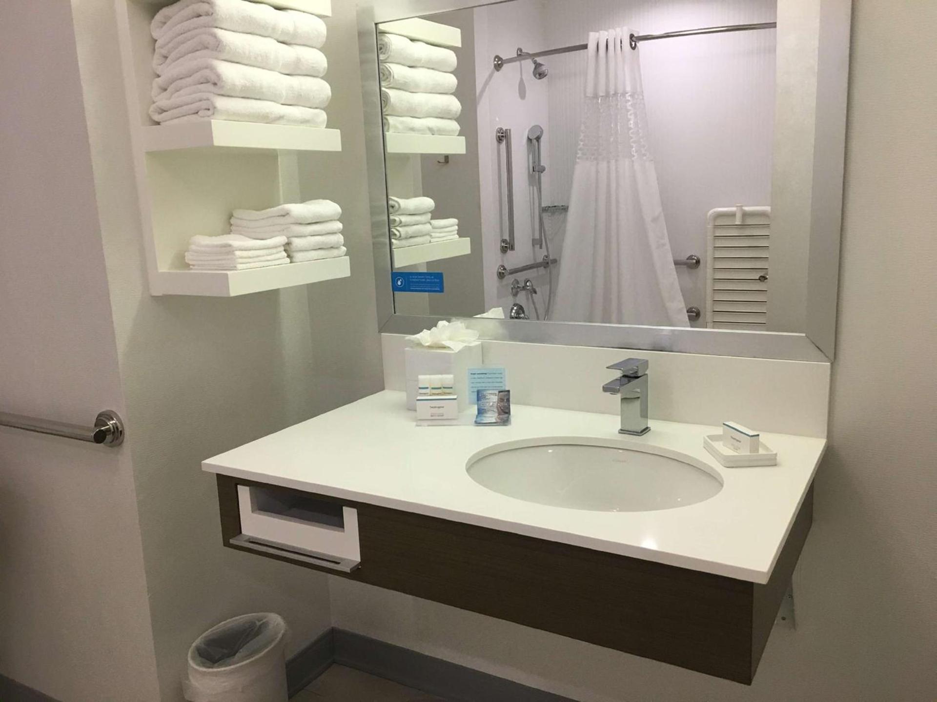 Hampton Inn & Suites Dallas-The Colony photo 25