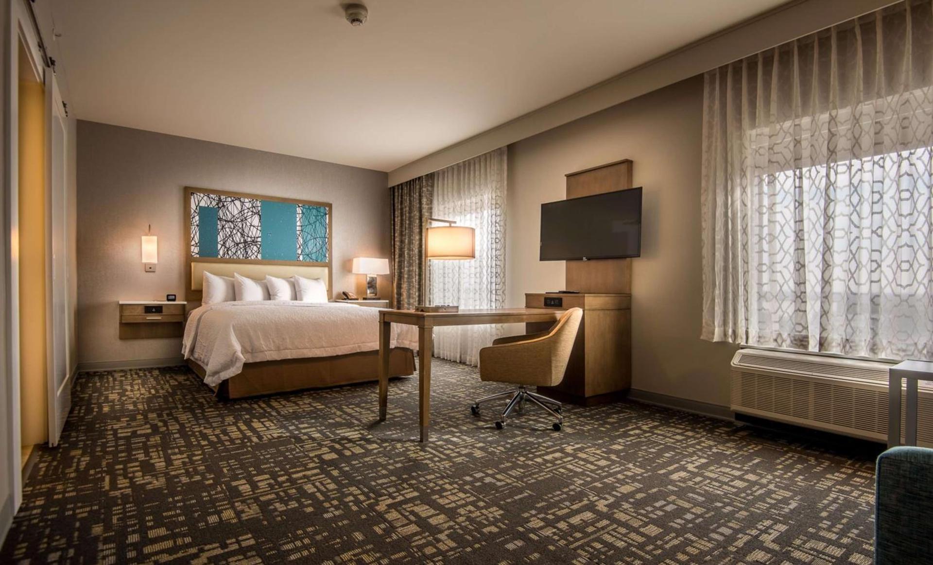Hampton Inn & Suites Dallas-The Colony photo 33
