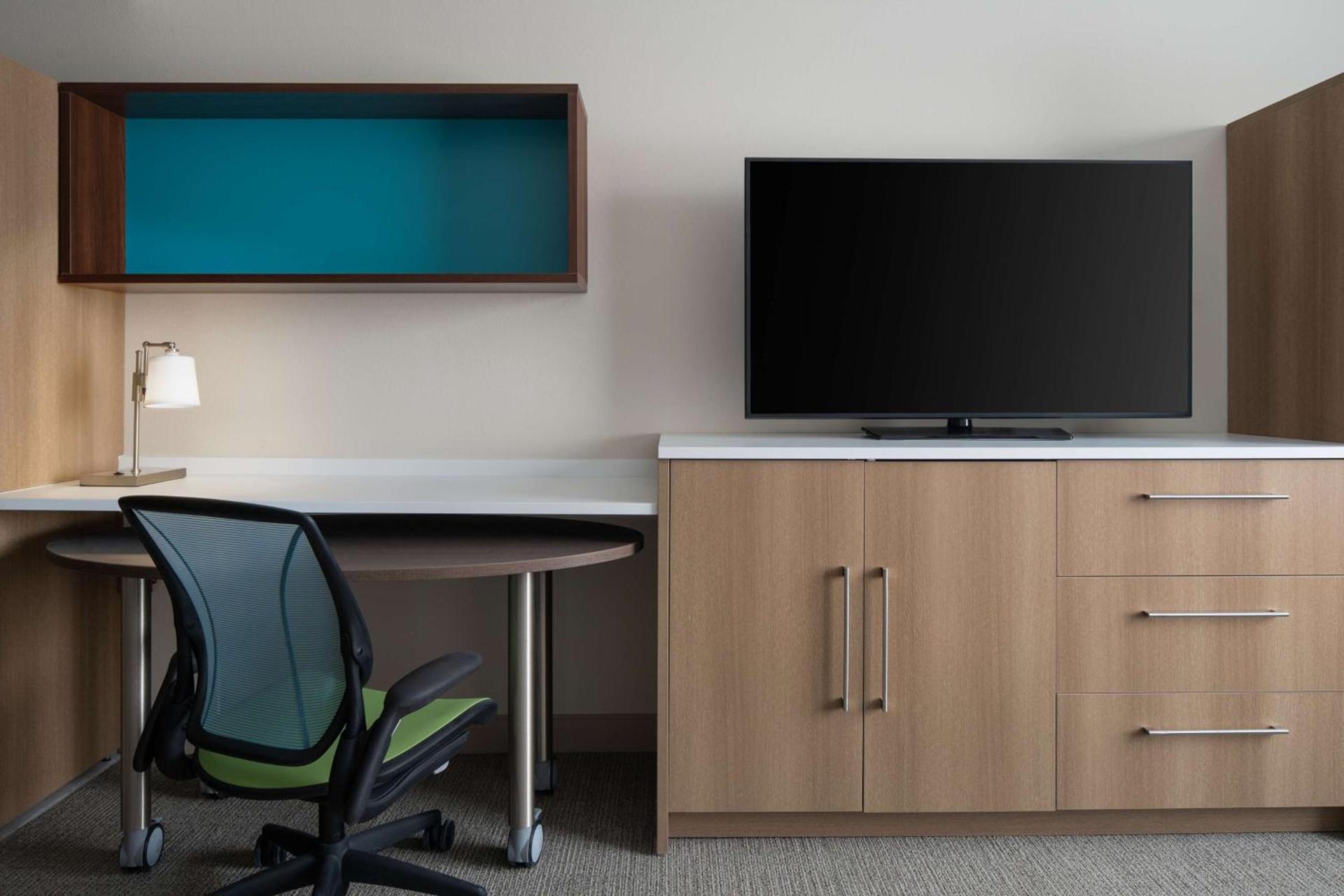 Home2 Suites by Hilton Des Moines at Drake University photo 24