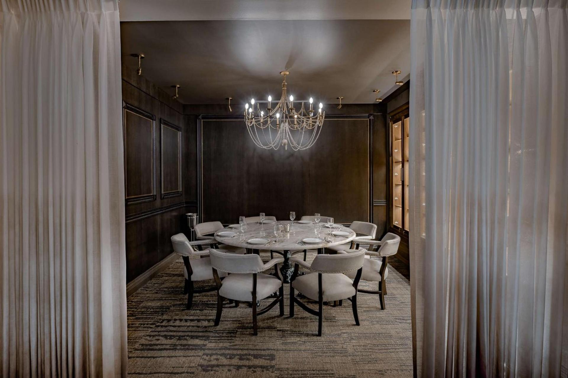 Hotel Fort Des Moines, Curio Collection By Hilton photo 27