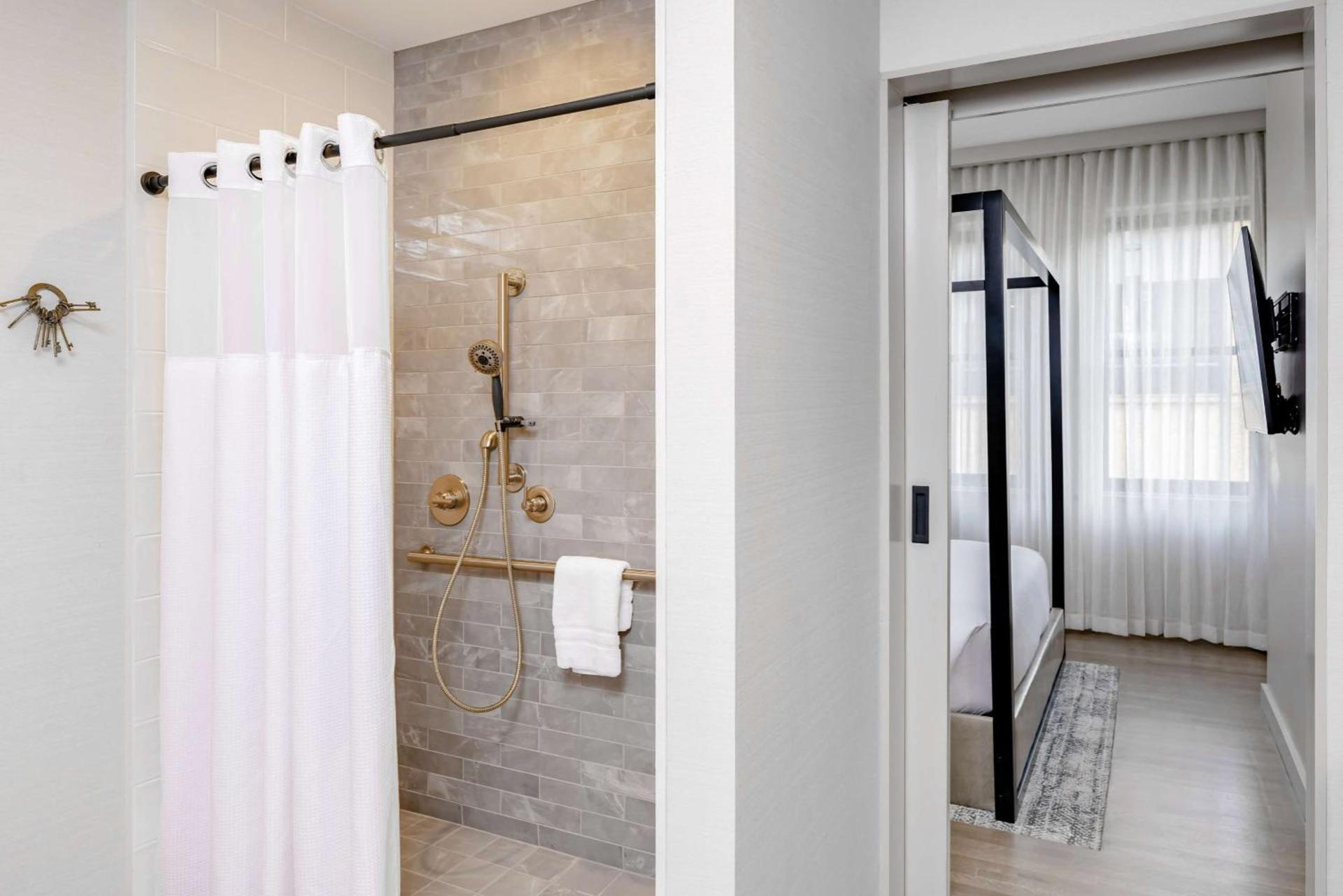 Hotel Fort Des Moines, Curio Collection By Hilton photo 44