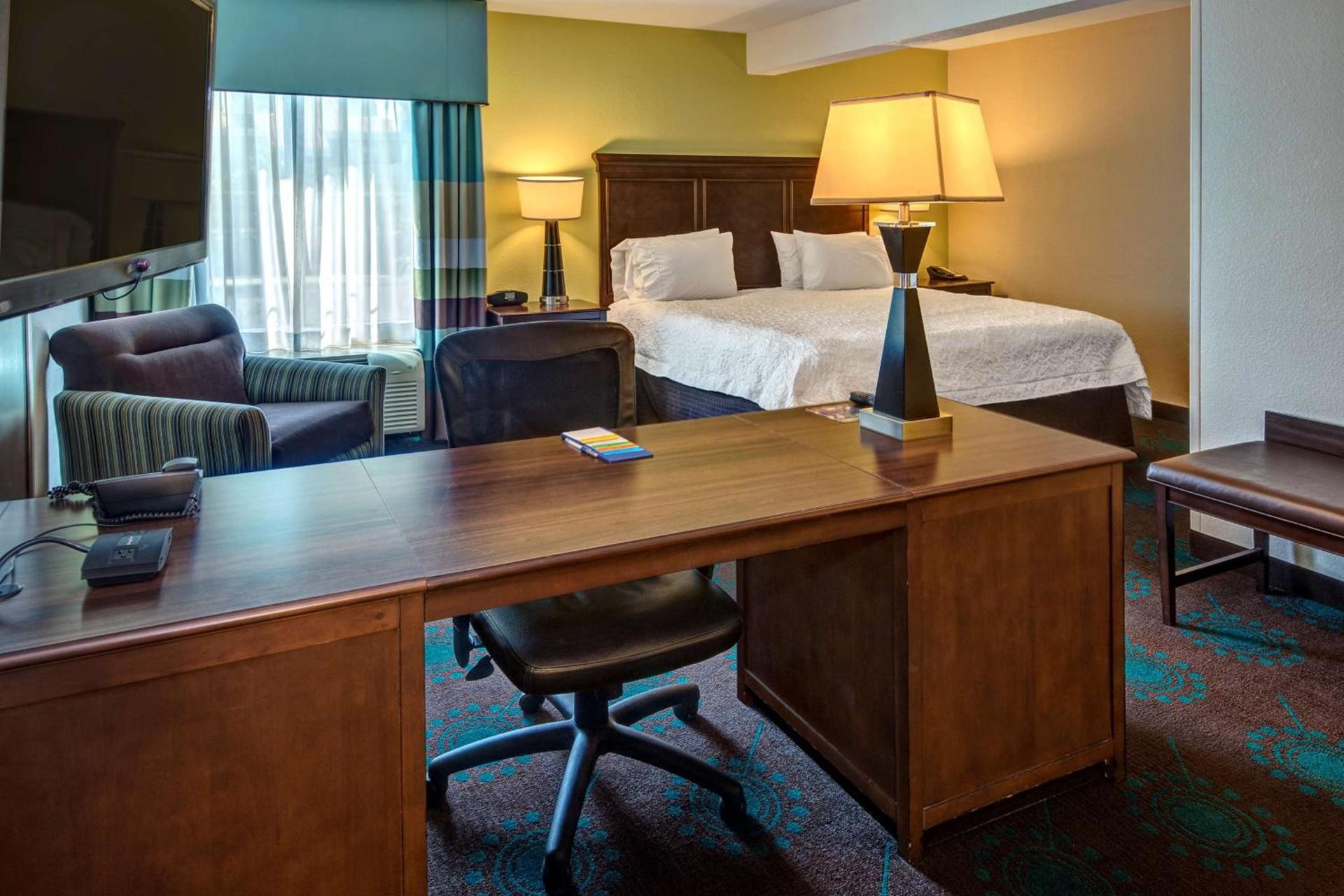 Hampton Inn & Suites Destin photo 31