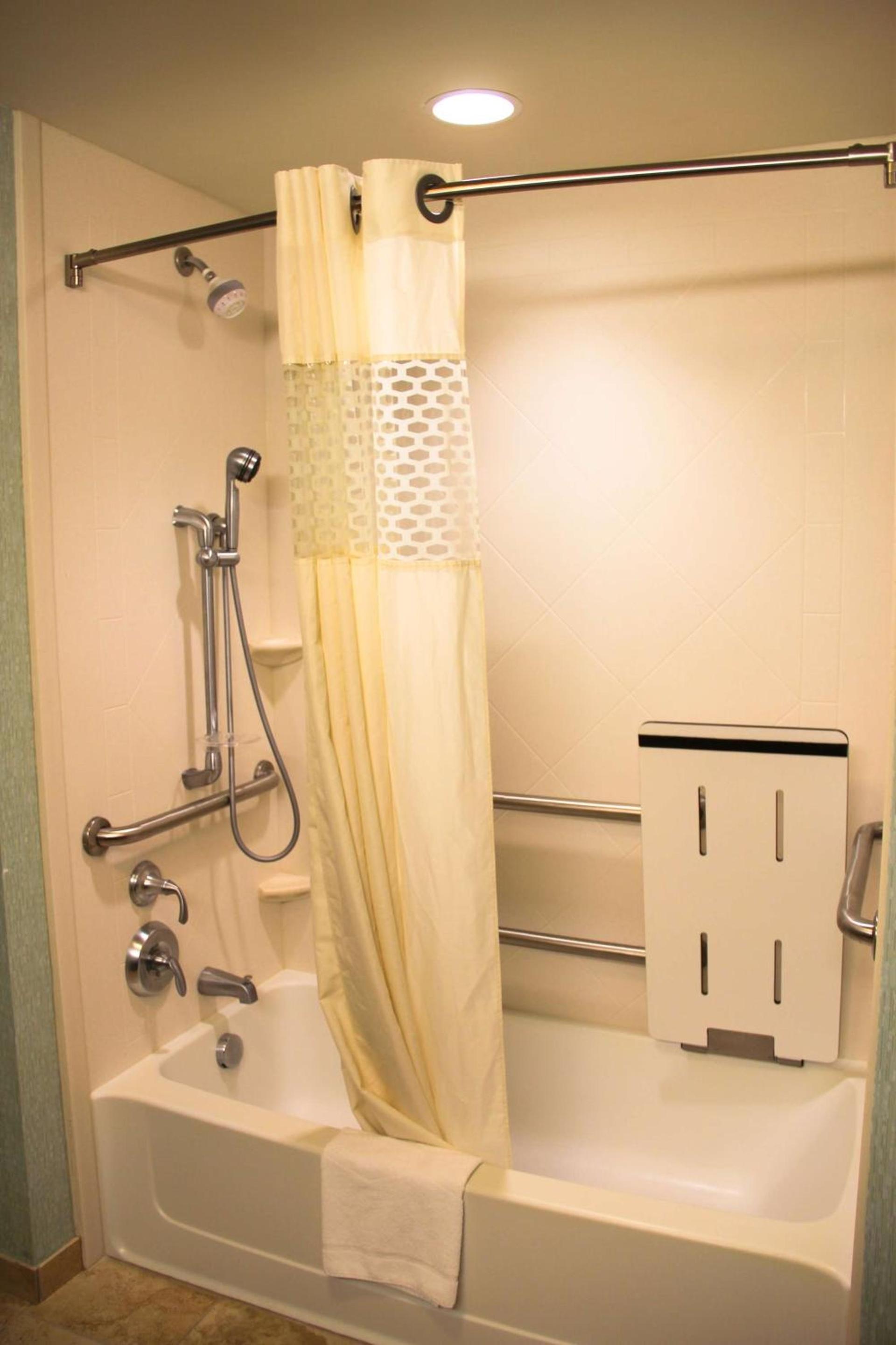 Hampton Inn & Suites Destin photo 39