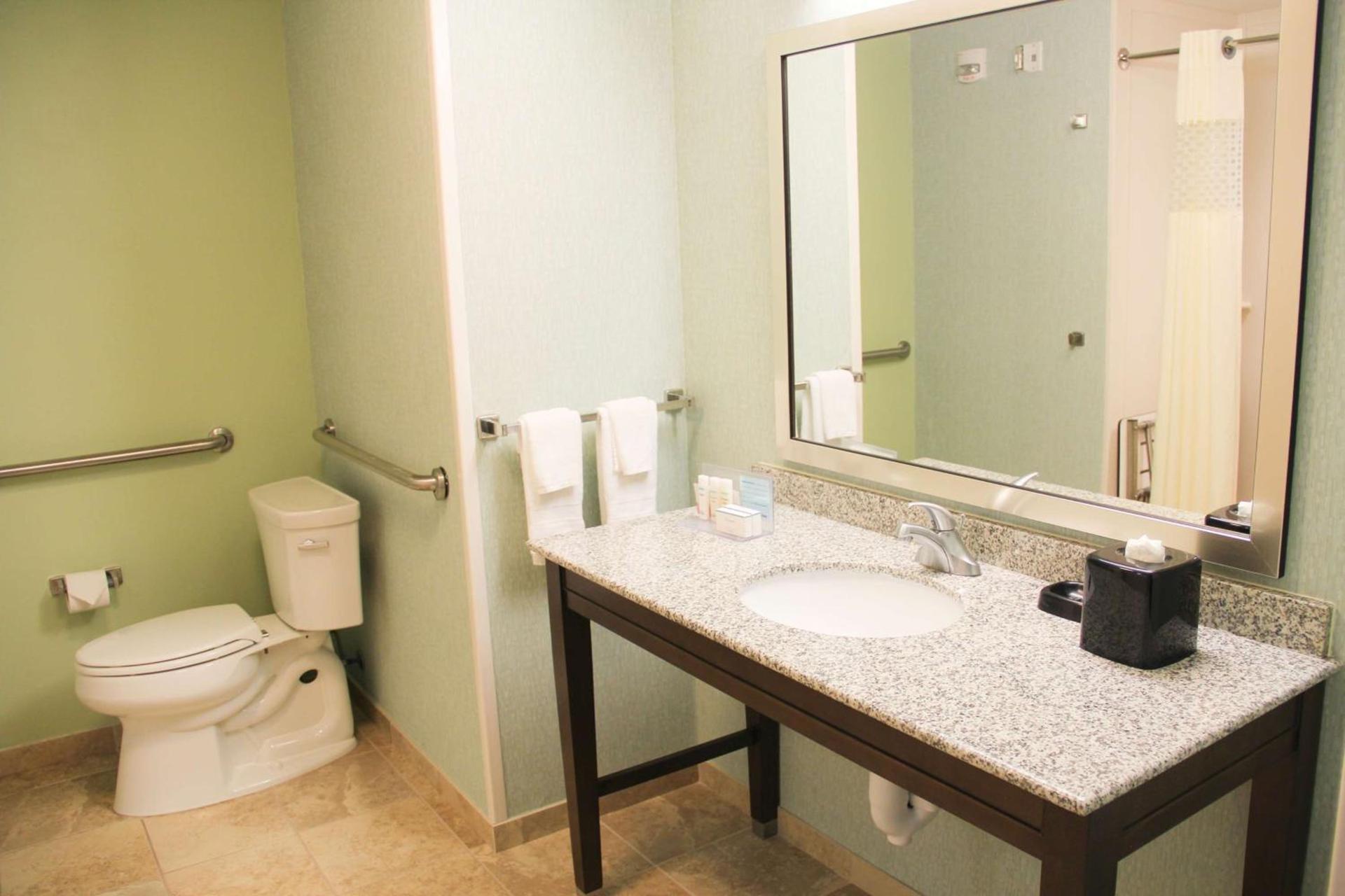 Hampton Inn & Suites Destin photo 41