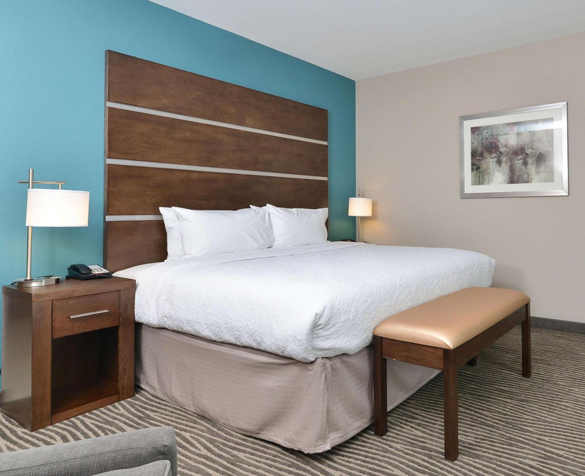 Hampton Inn & Suites Des Moines Downtown photo 11