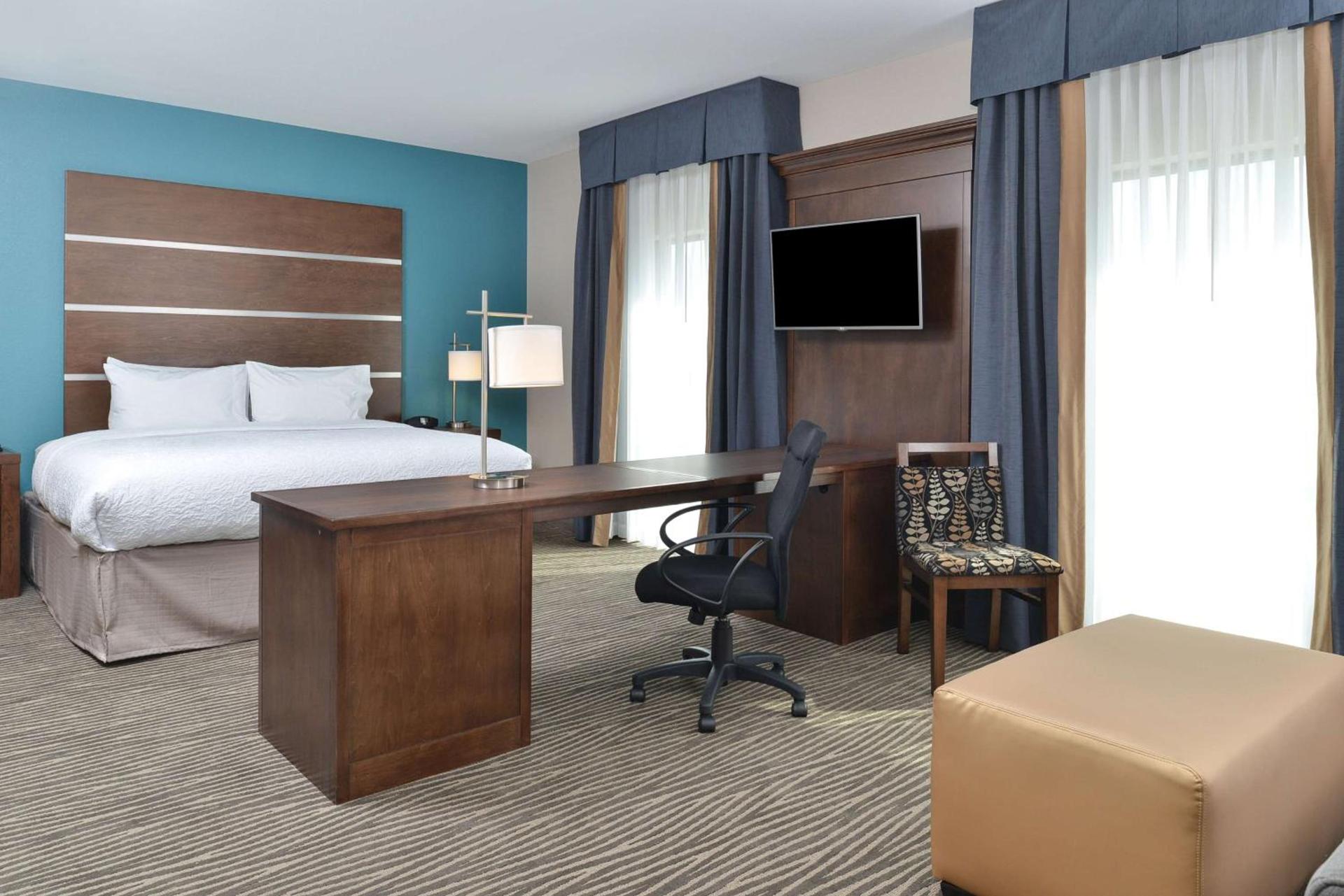 Hampton Inn & Suites Des Moines Downtown photo 17