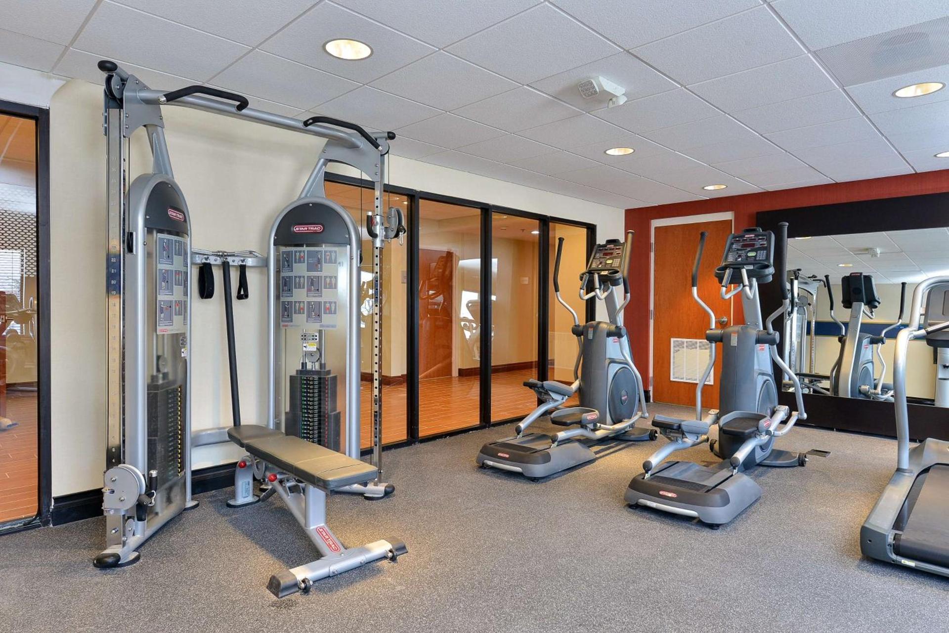 Hampton Inn Detroit/Auburn Hills South photo 3