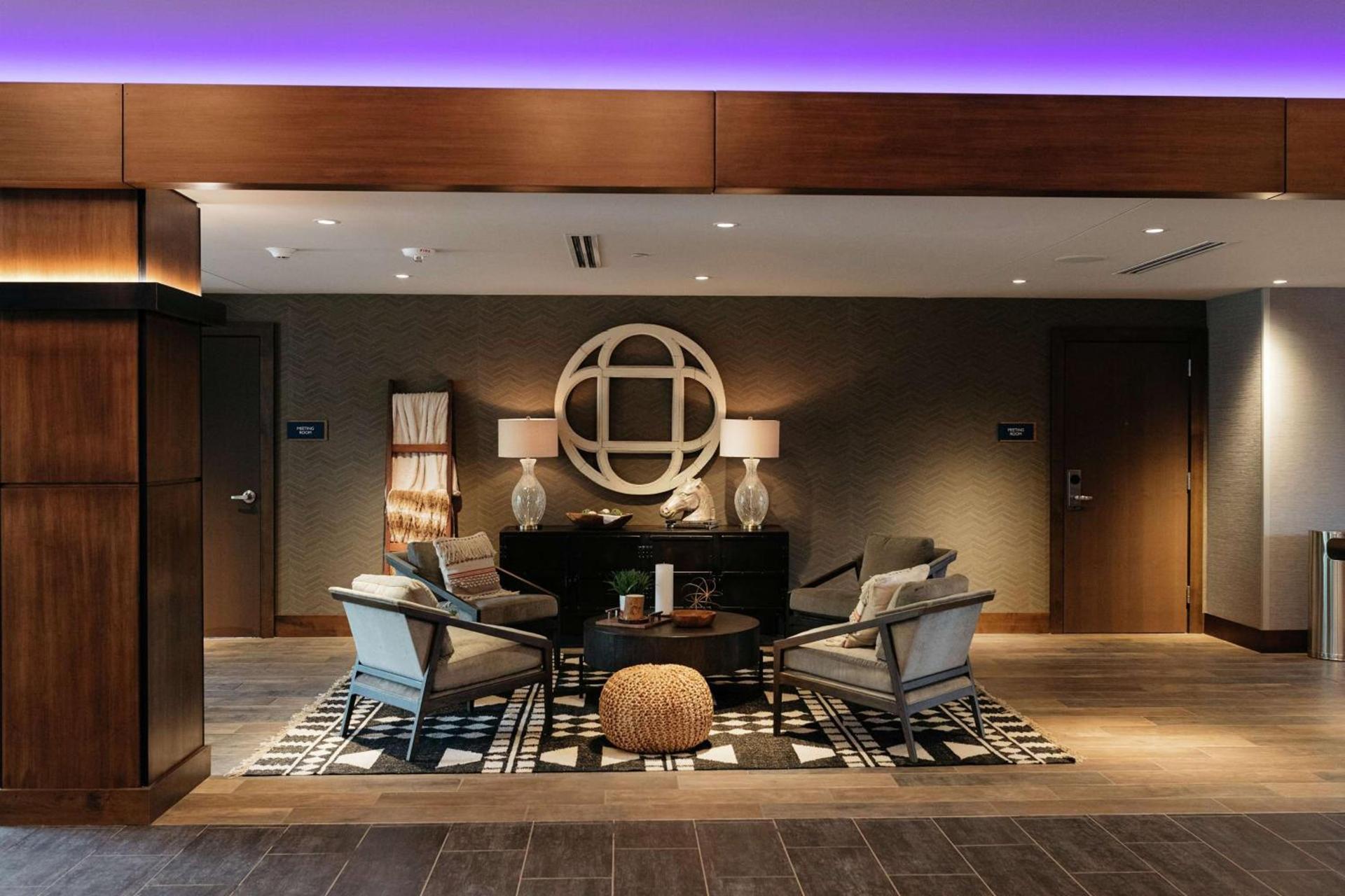 Revel Hotel, Tapestry Collection By Hilton photo 2