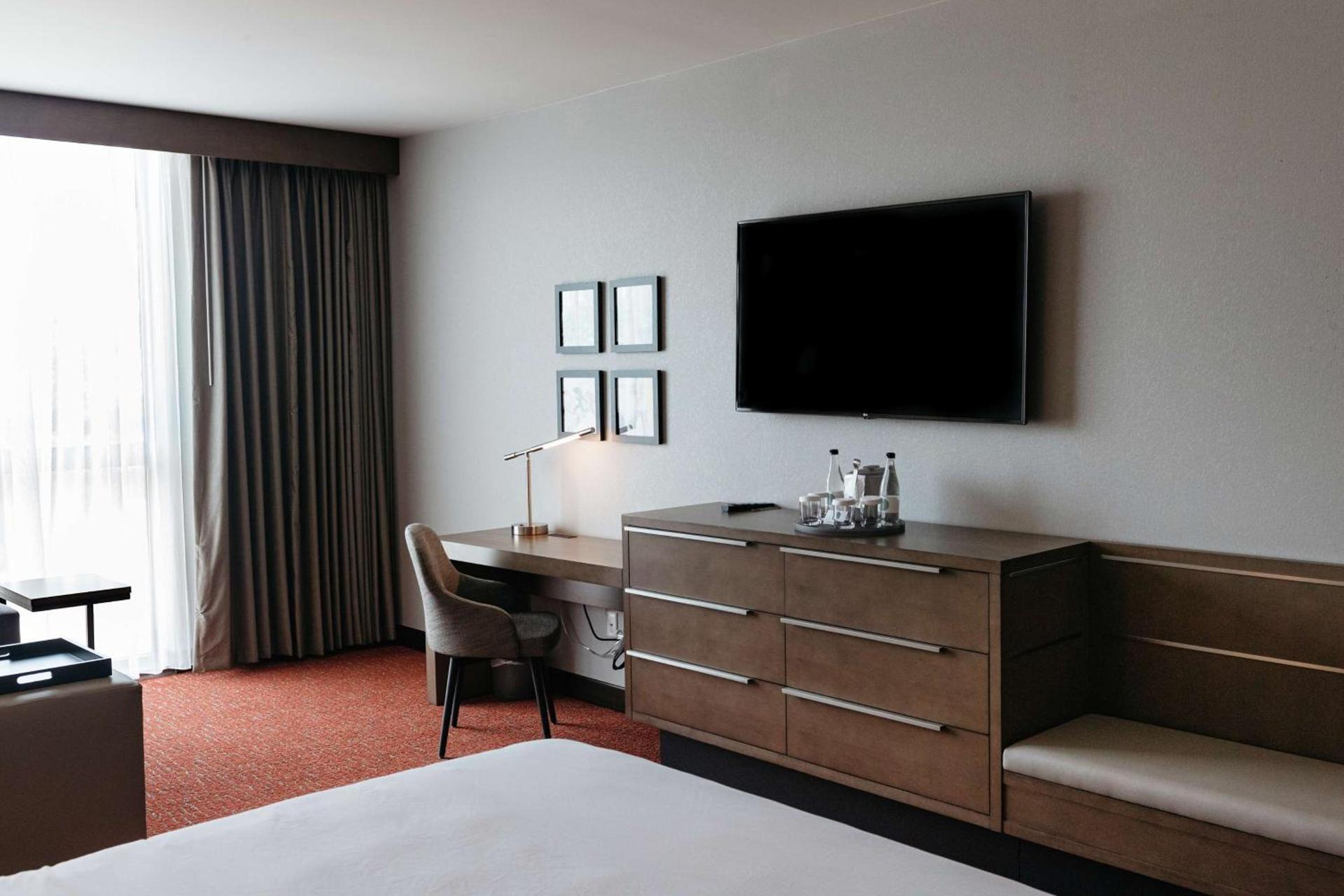 Revel Hotel, Tapestry Collection By Hilton photo 15