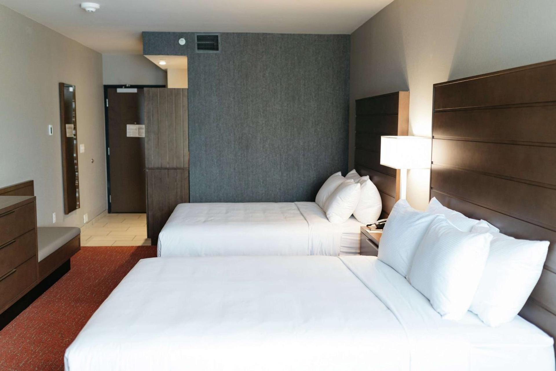 Revel Hotel, Tapestry Collection By Hilton photo 31