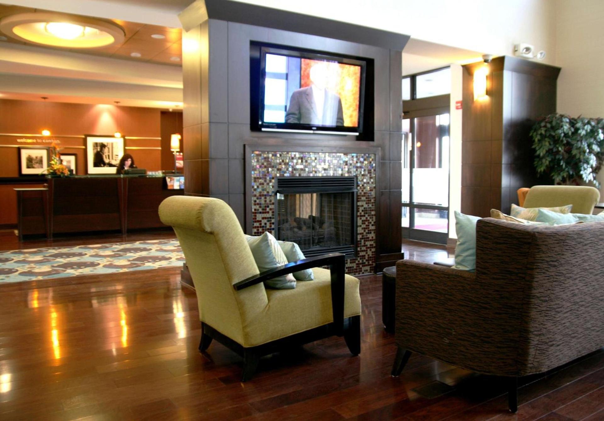 Hampton Inn & Suites Detroit-Canton photo 20
