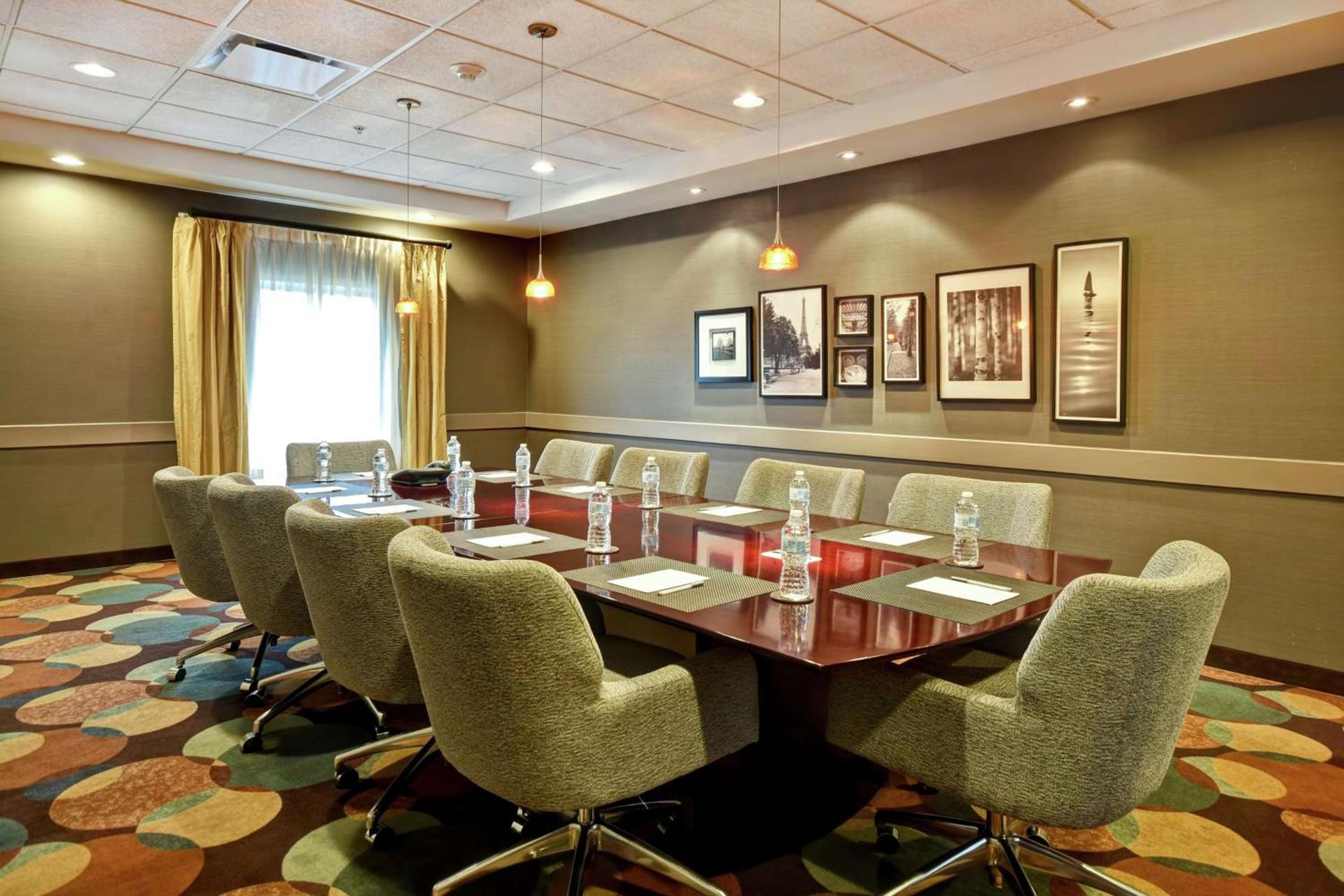 Hampton Inn & Suites Detroit-Canton photo 76