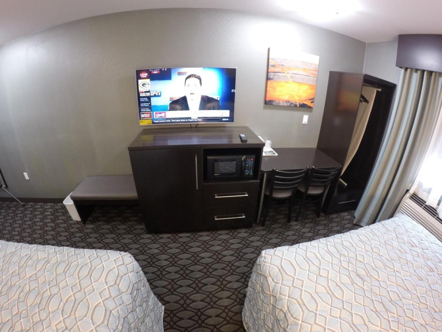 Red Carpet Inn Elmwood photo 36