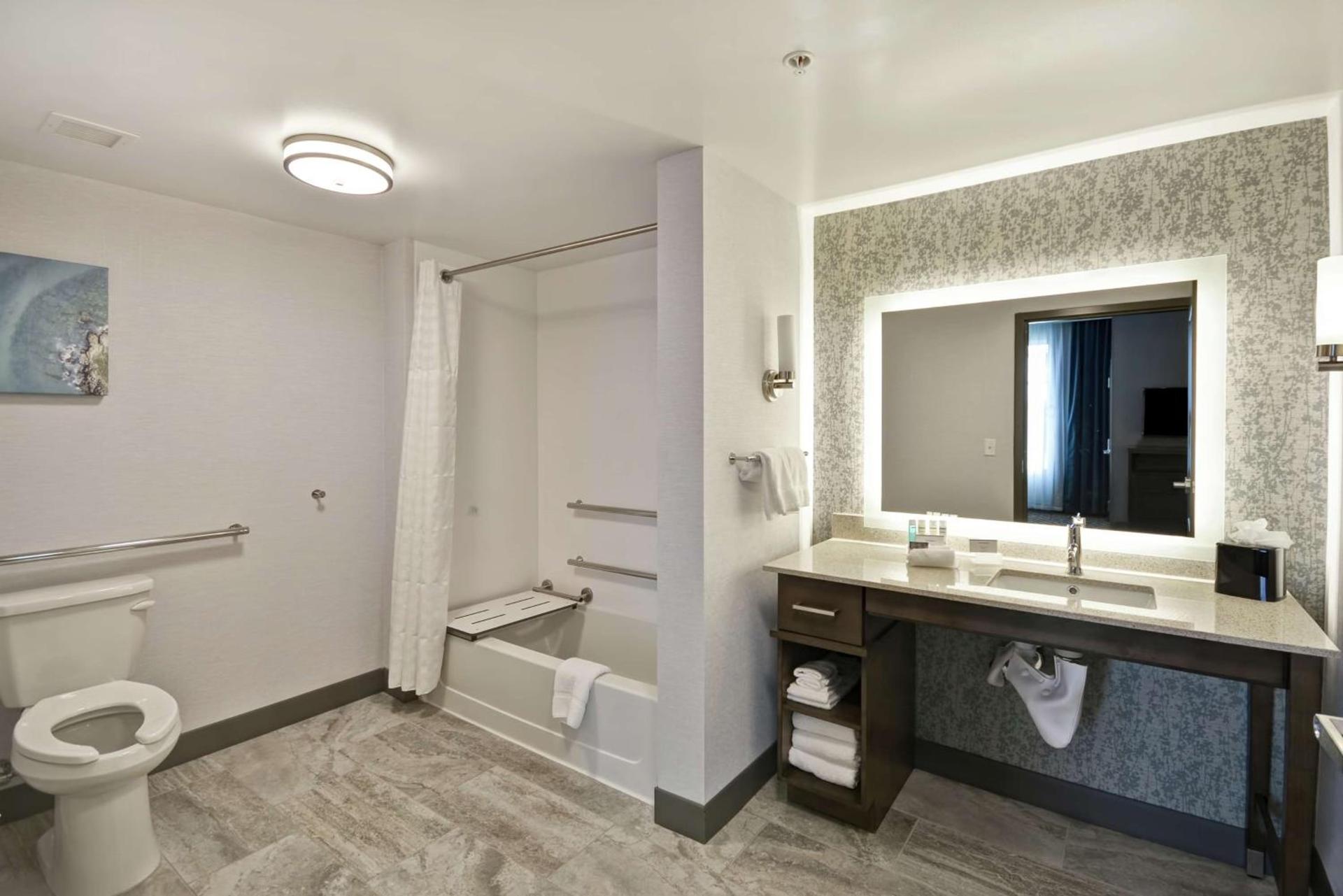 Homewood Suites By Hilton Warren Detroit photo 27