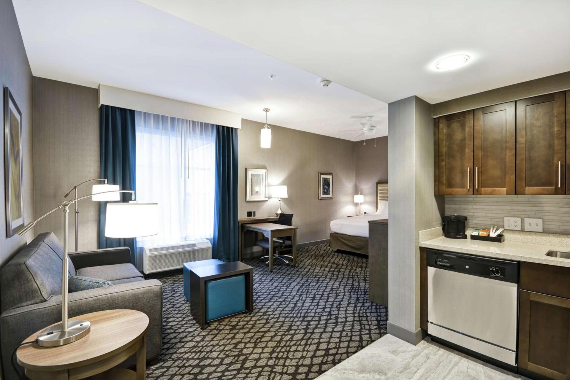 Homewood Suites By Hilton Warren Detroit photo 37