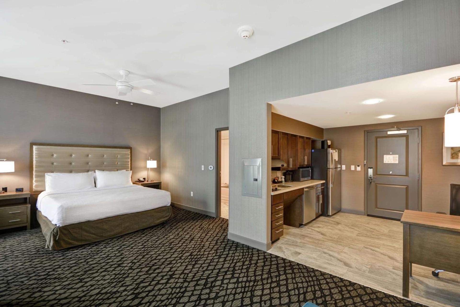 Homewood Suites By Hilton Warren Detroit photo 43