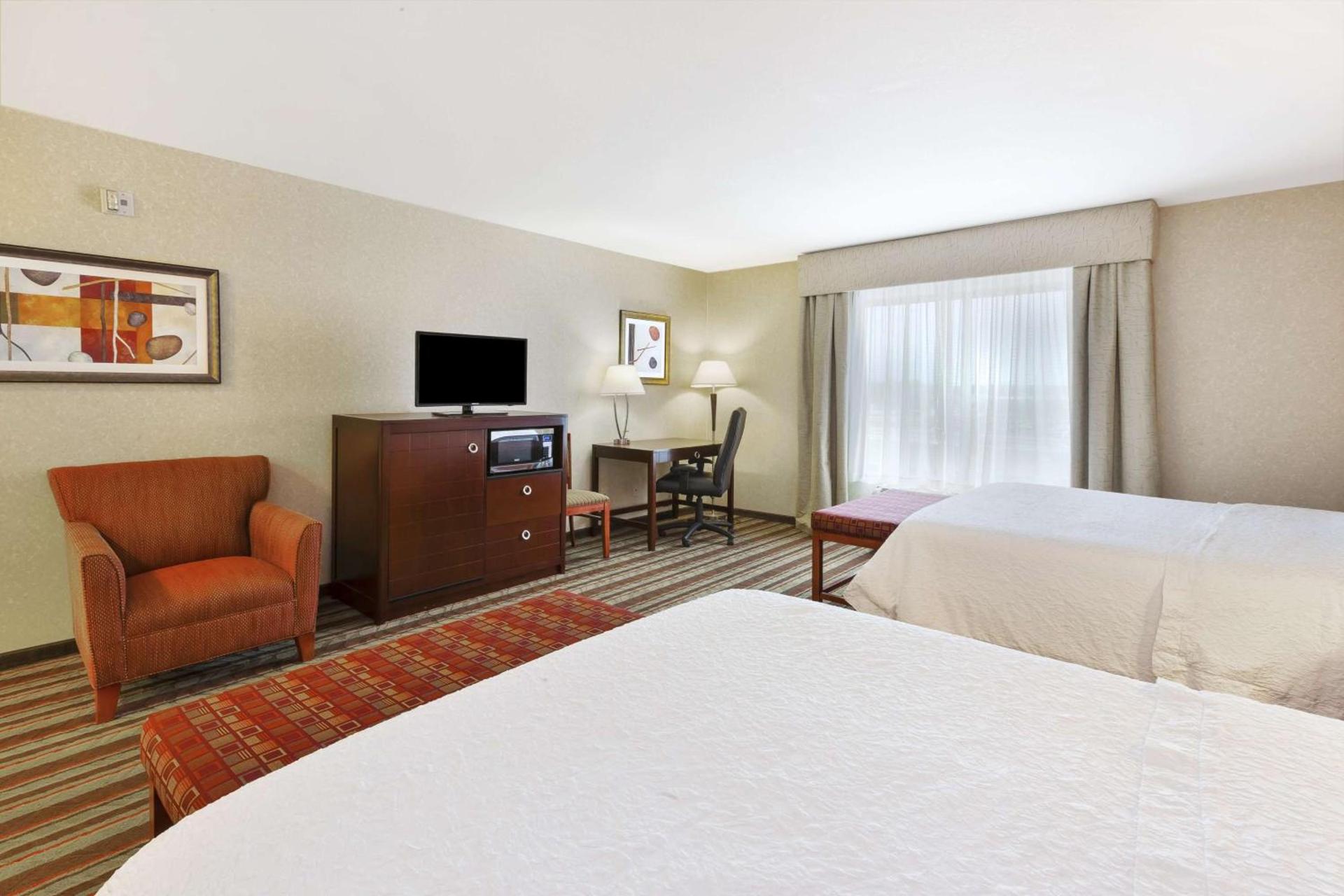 Hampton Inn Detroit/Southgate photo 15