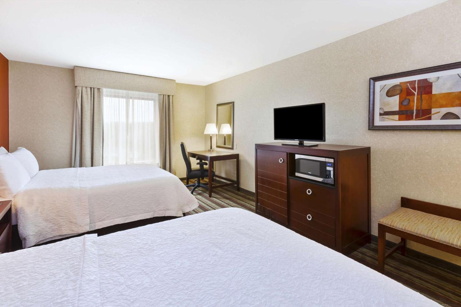 Hampton Inn Detroit/Southgate photo 17