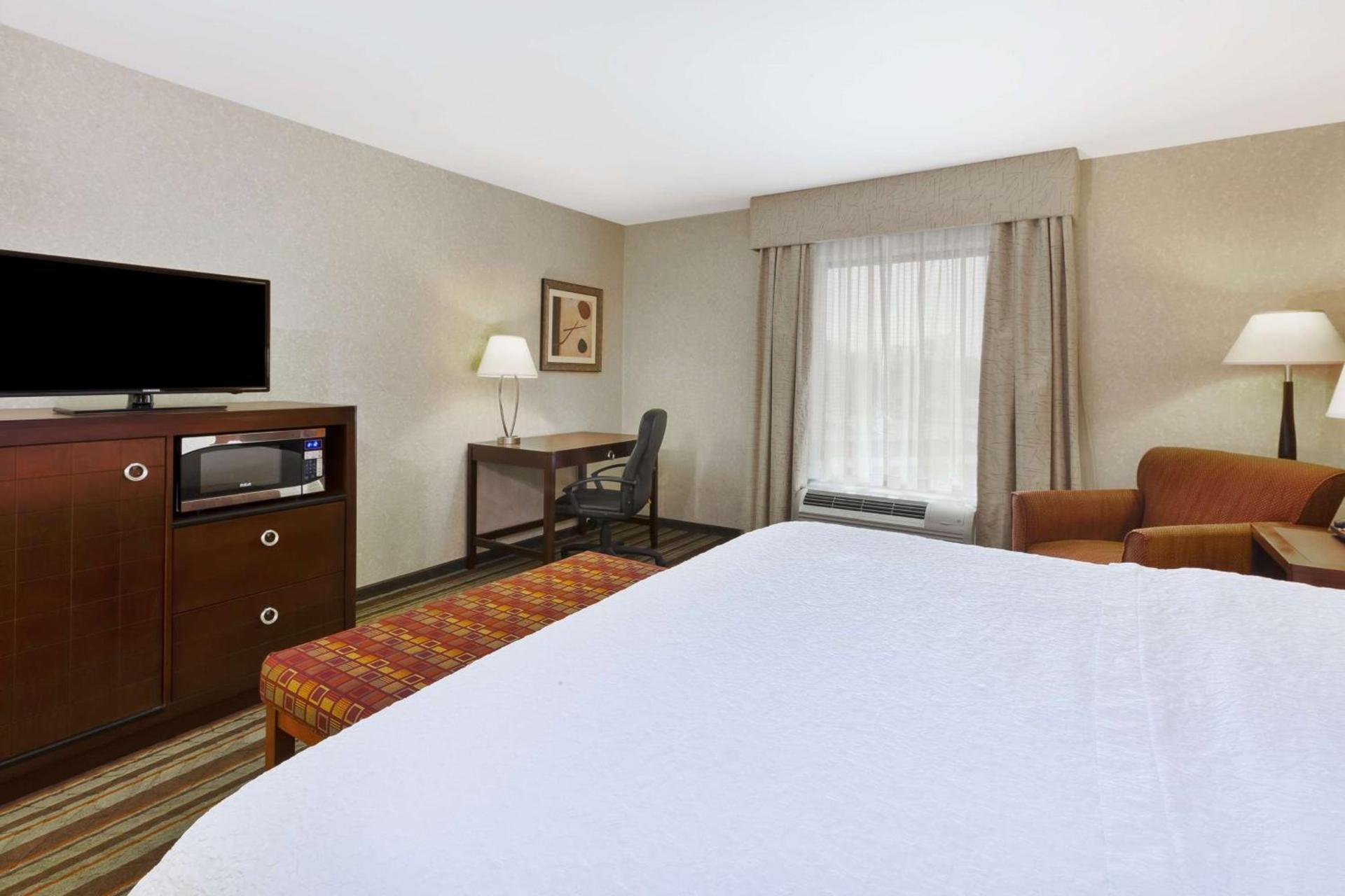 Hampton Inn Detroit/Southgate photo 27