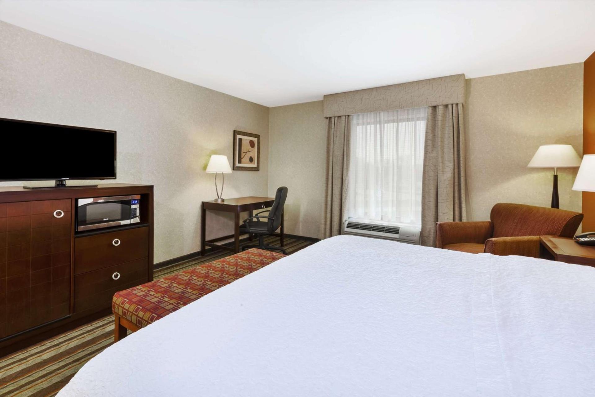 Hampton Inn Detroit/Southgate photo 29