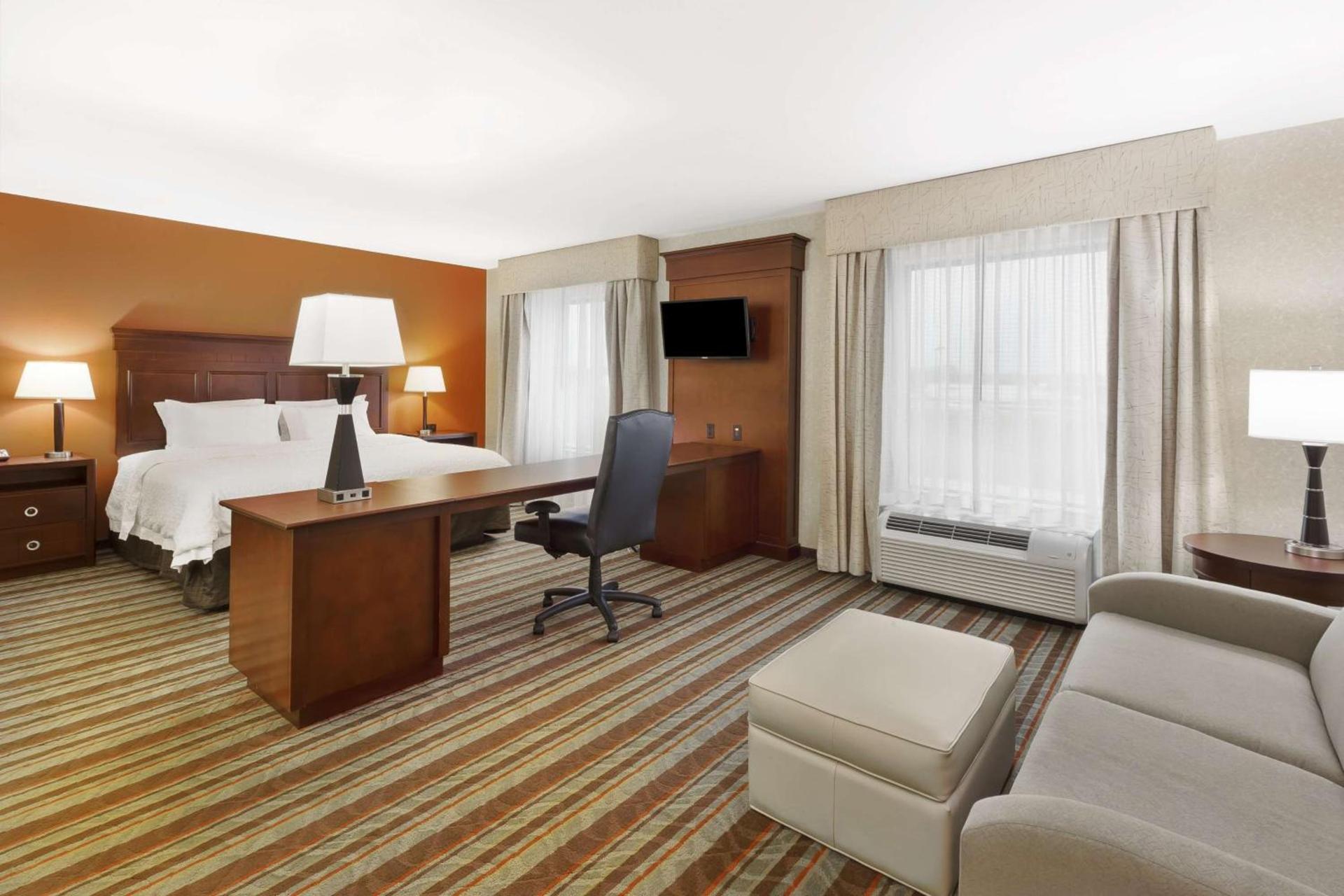 Hampton Inn Detroit/Southgate photo 41