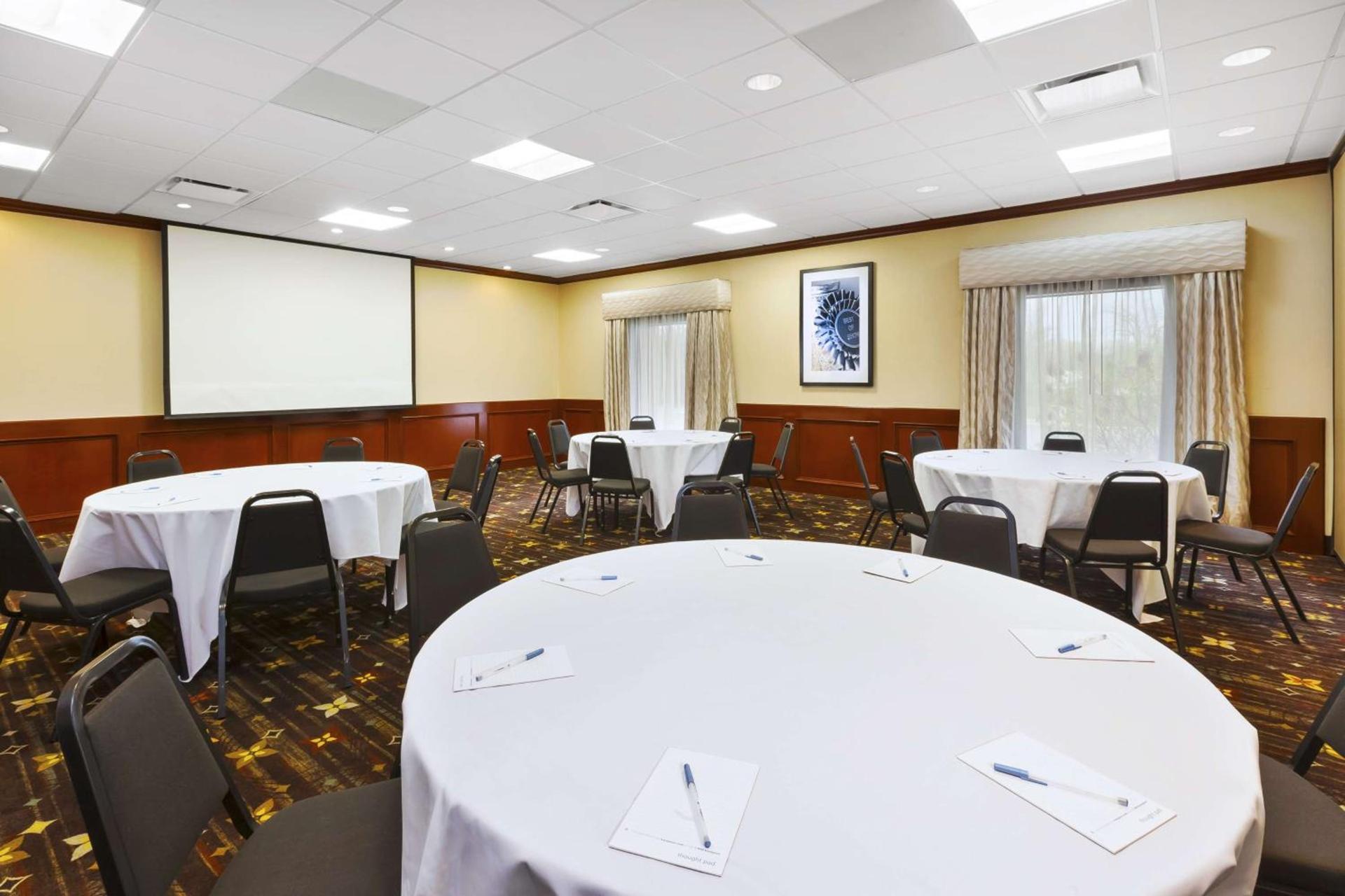 Hampton Inn Detroit/Southgate photo 44