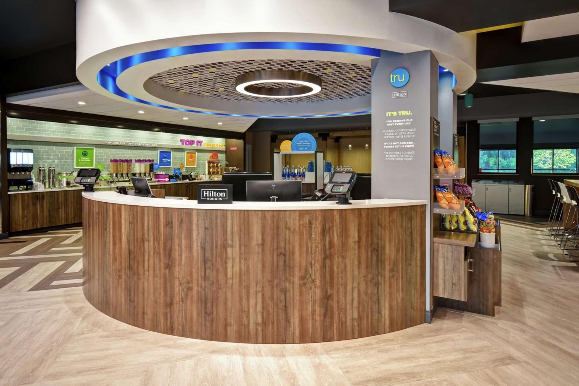 Tru By Hilton Sterling Heights Detroit photo 8