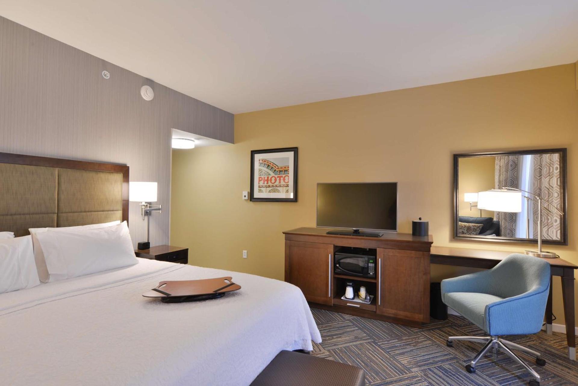 Hampton Inn & Suites Chippewa Falls photo 5