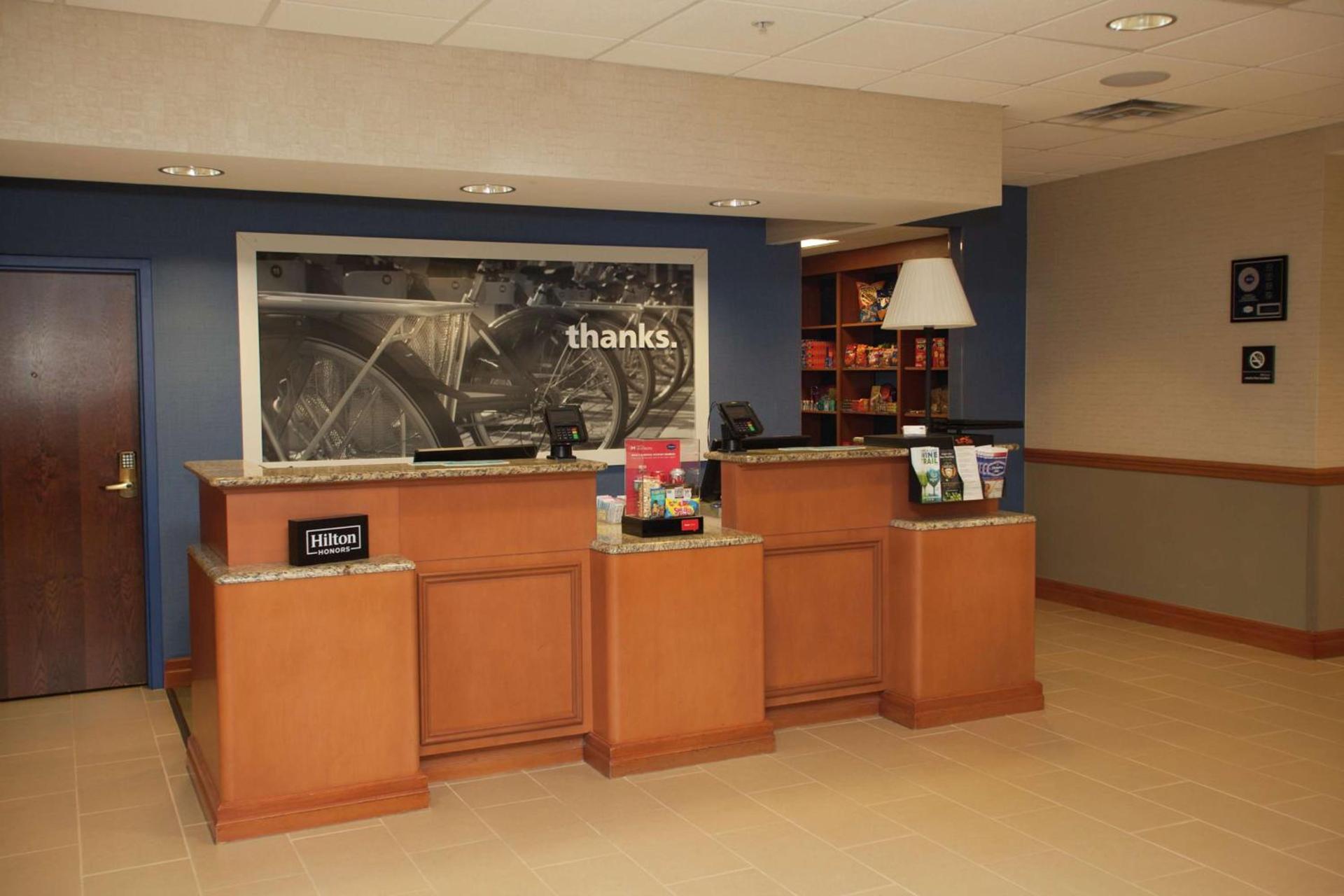 Hampton Inn Elmira/Horseheads photo 4